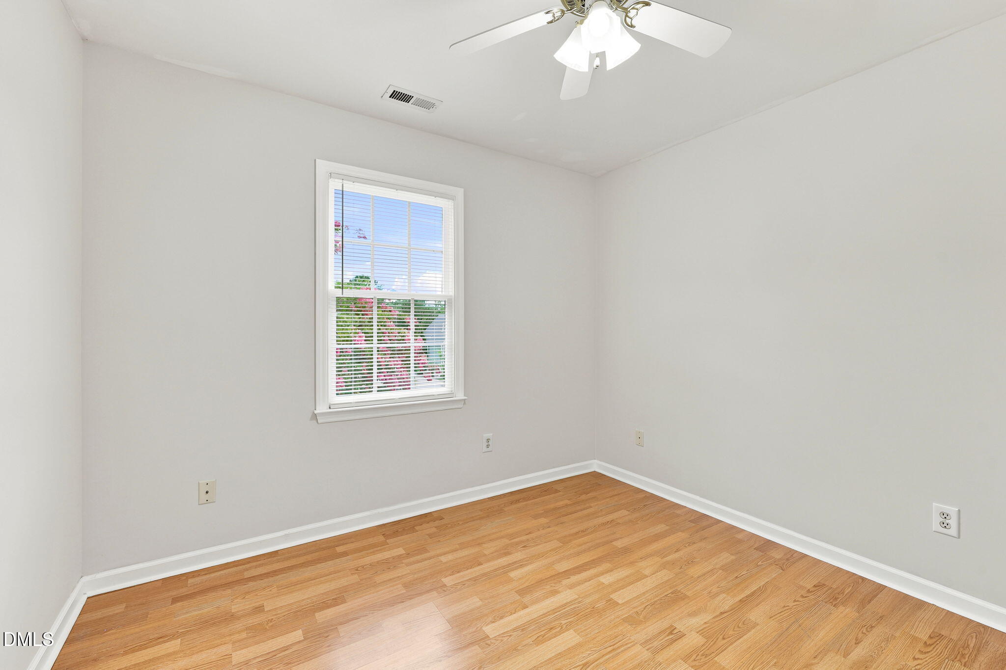 811 Teulon Way Property Photo 21
