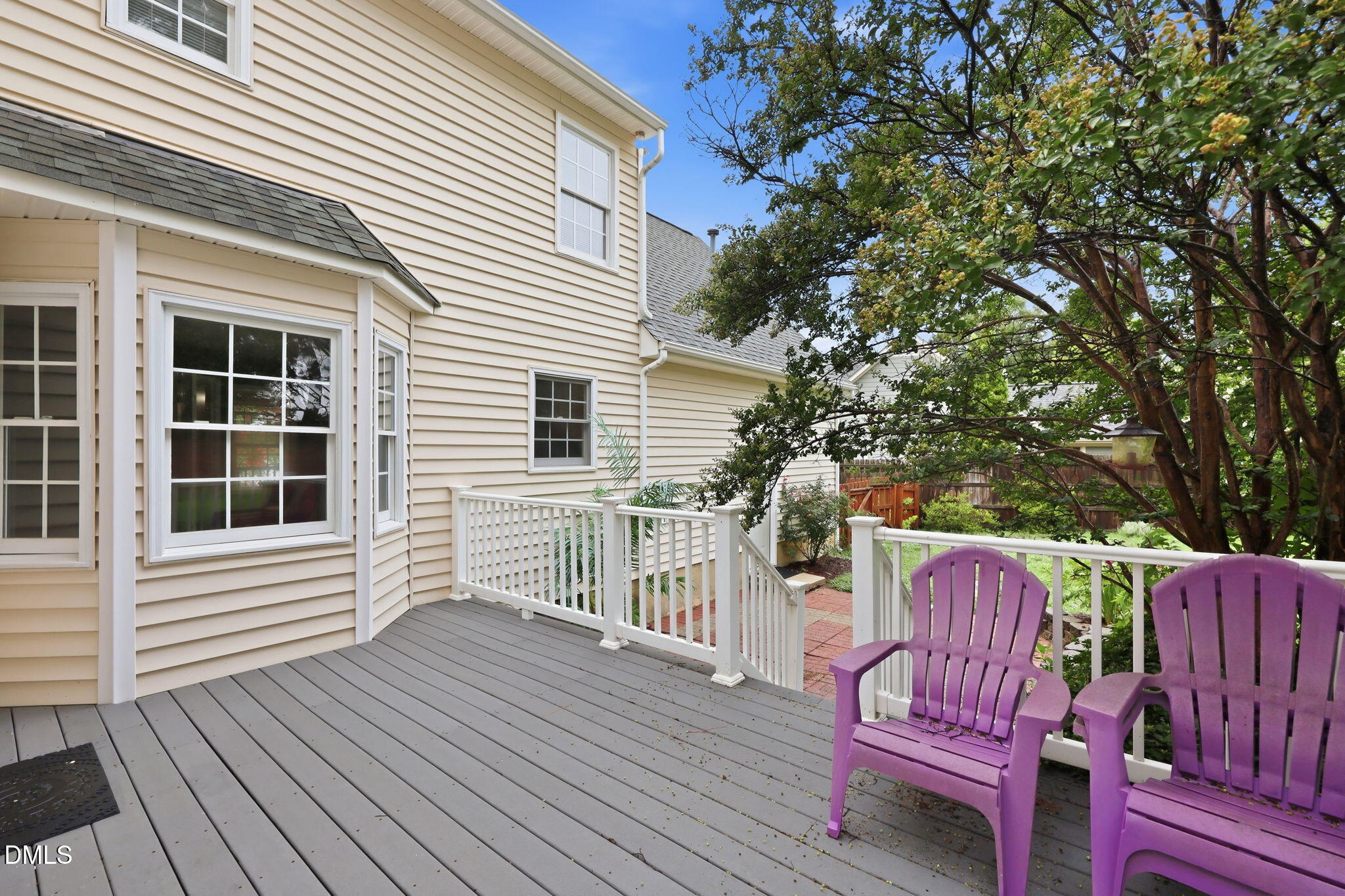 811 Teulon Way Property Photo 30