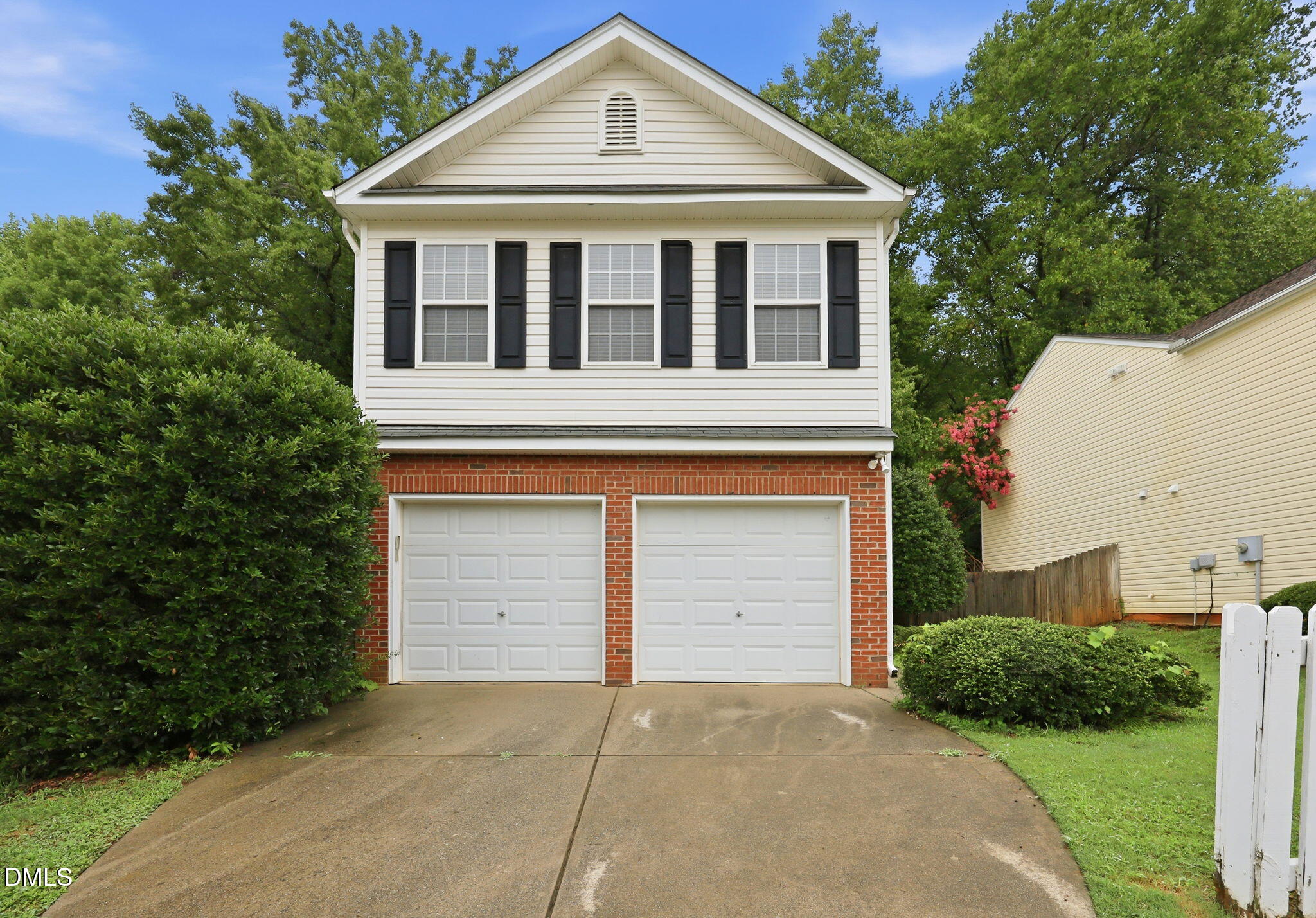 109 Lacombe Court Property Photo 1