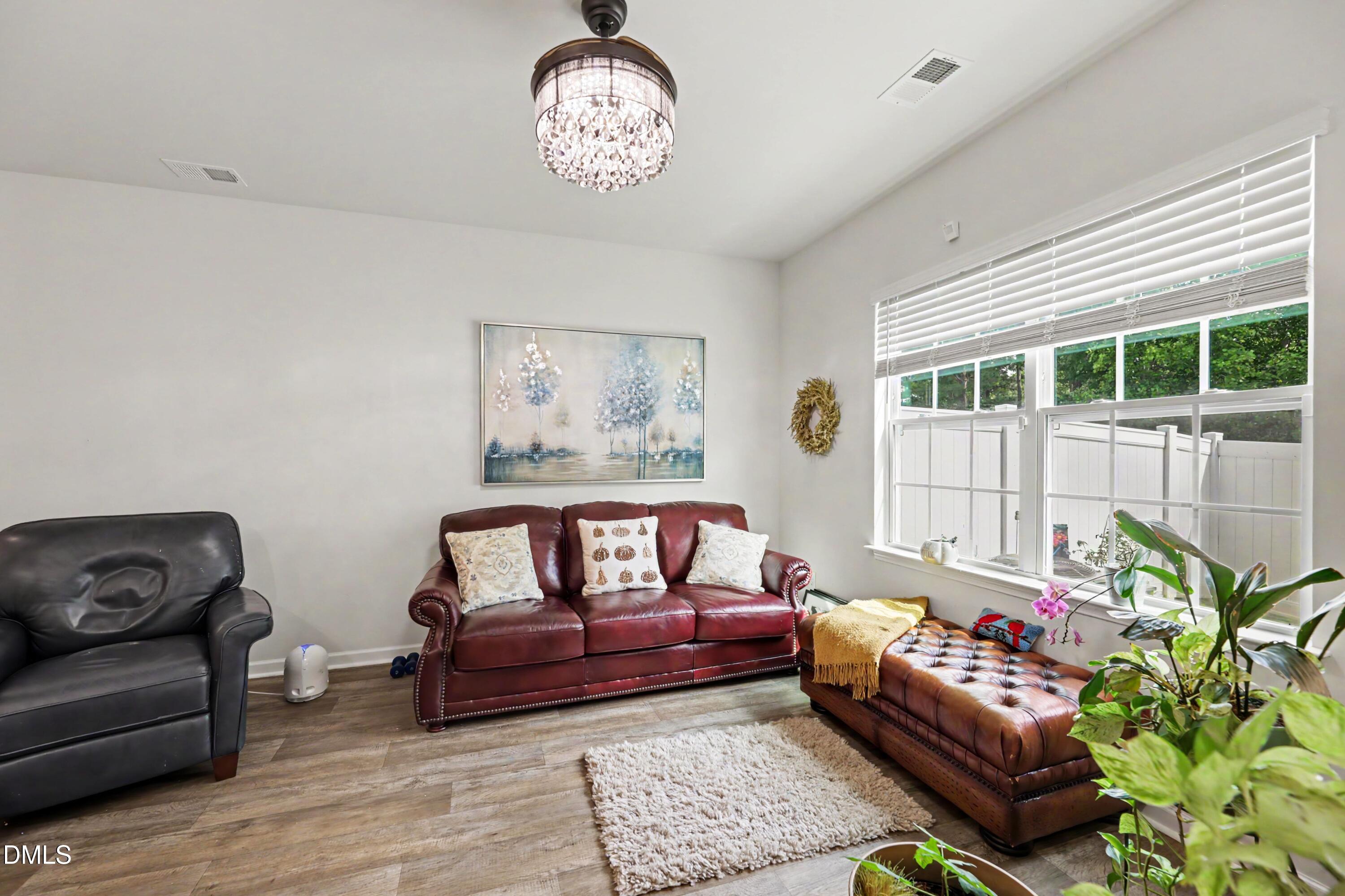 5336 Henley Ridge Drive Property Photo 13