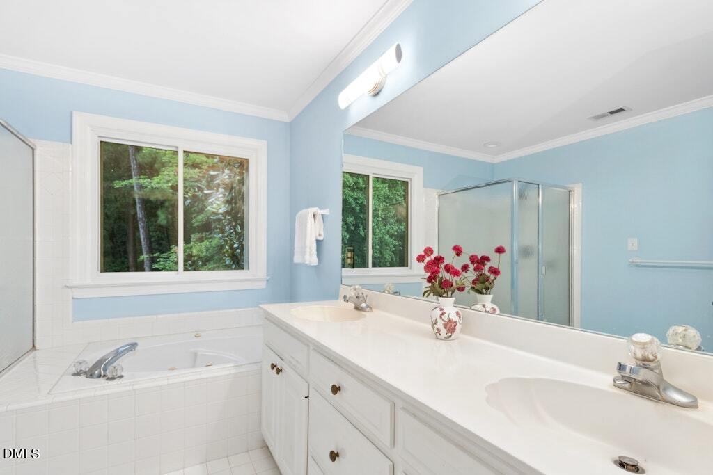 6220 King Croydon Court Property Photo 18