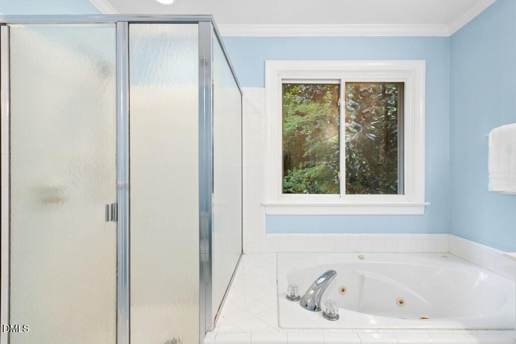 6220 King Croydon Court Property Photo 19