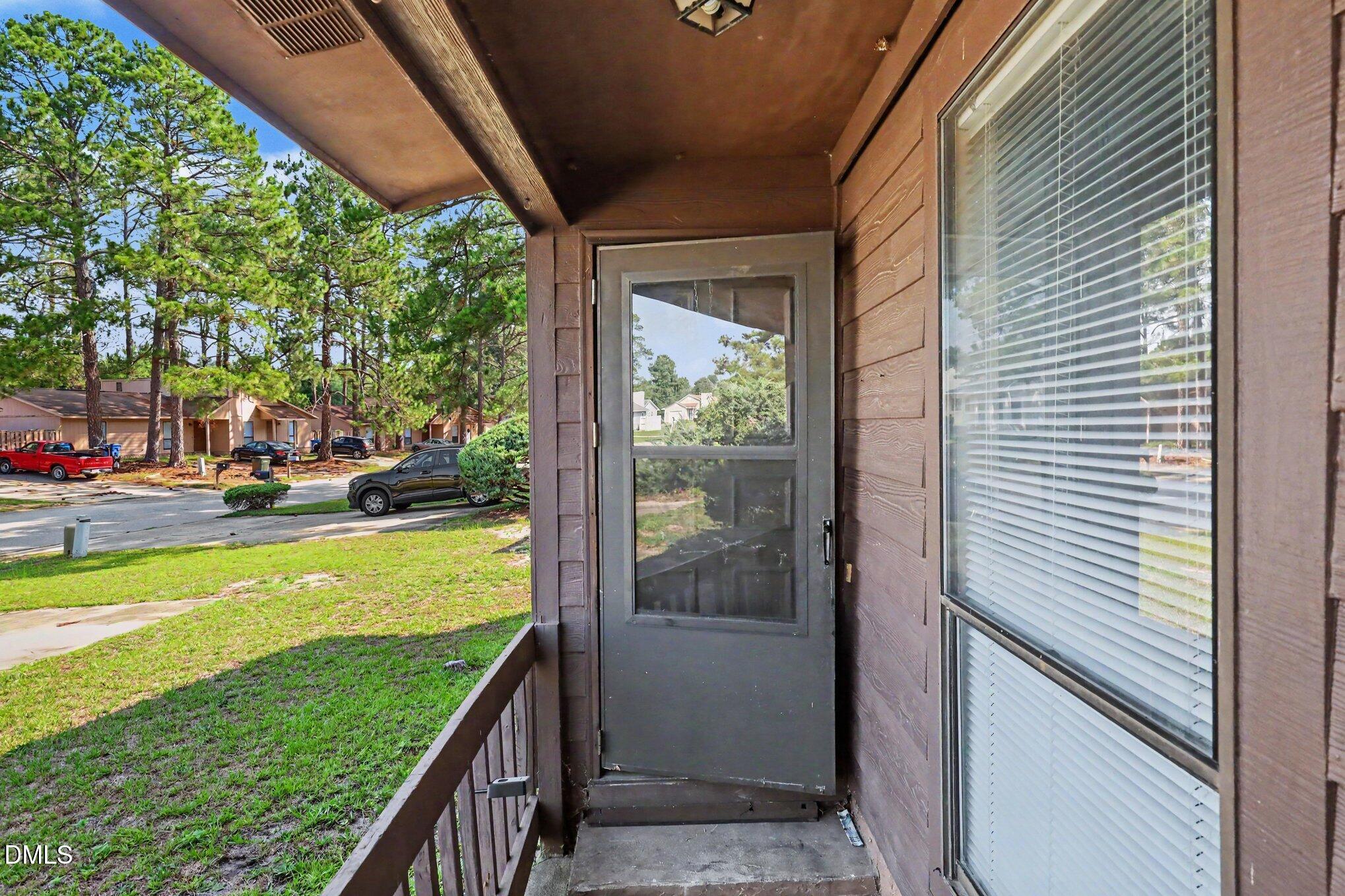 645 Mosswood Property Photo 6