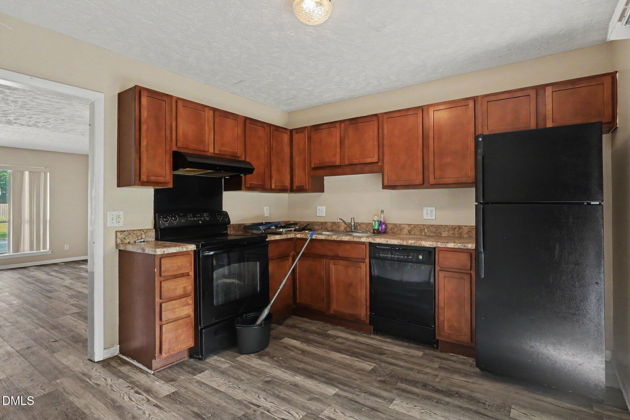 645 Mosswood Property Photo 17