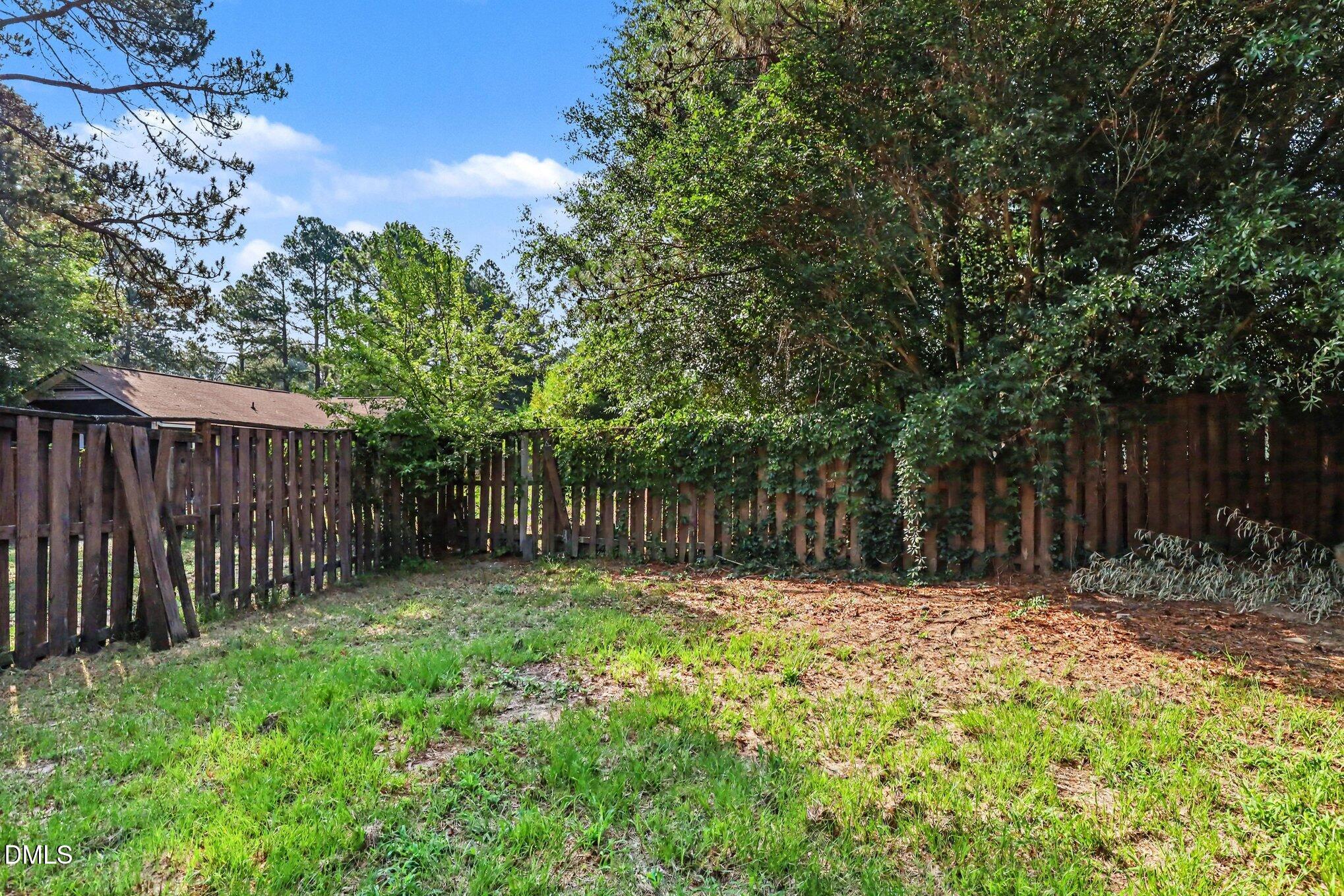 645 Mosswood Property Photo 33