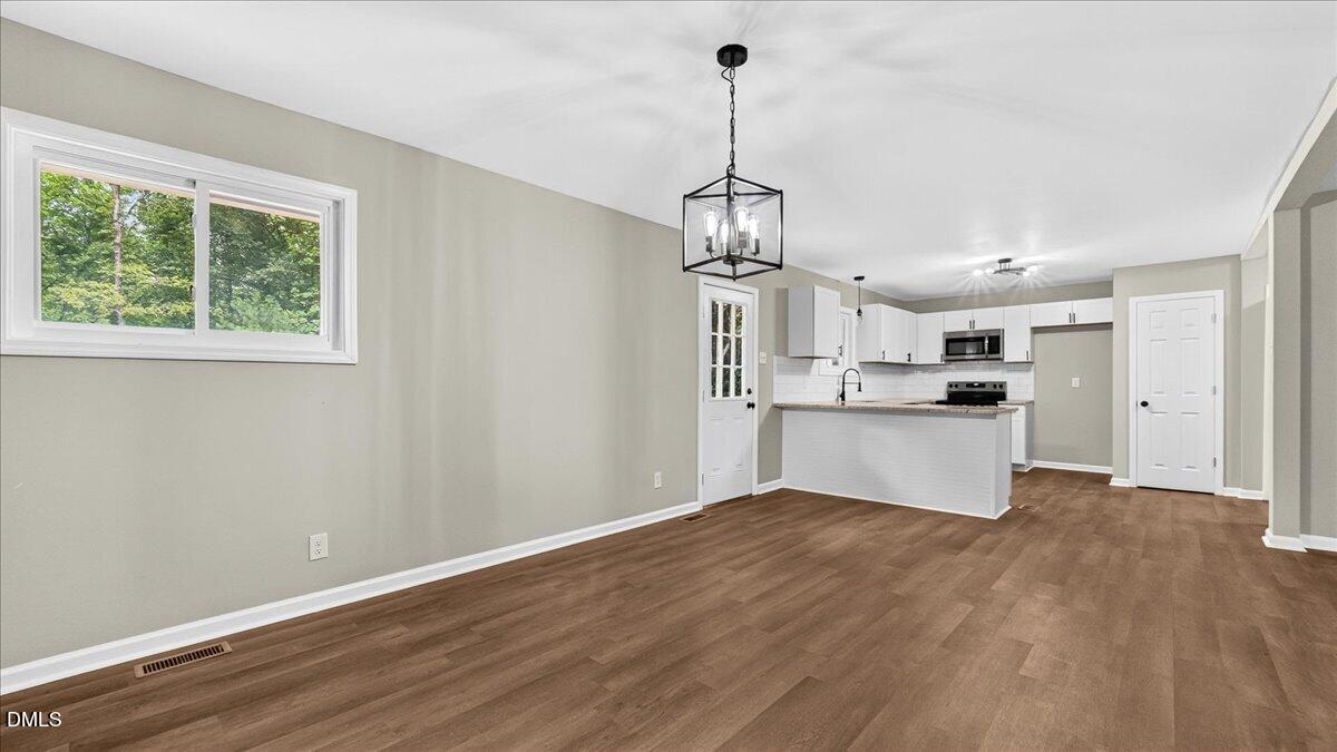 524 W Bywood Drive Property Photo 10