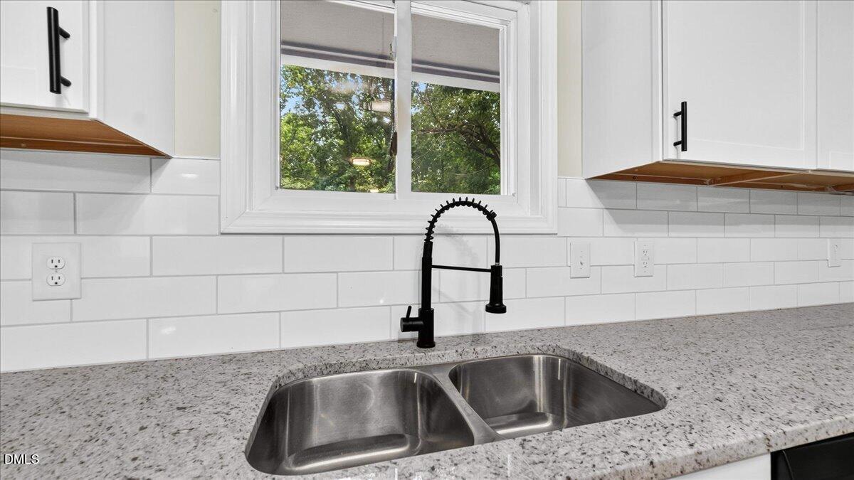 524 W Bywood Drive Property Photo 16