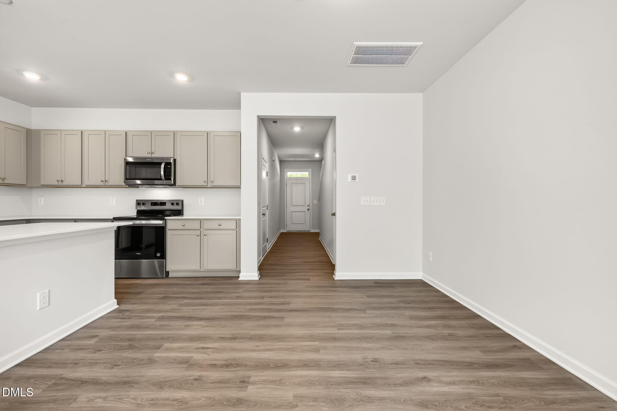 412 Barrington Key Drive Property Photo 12