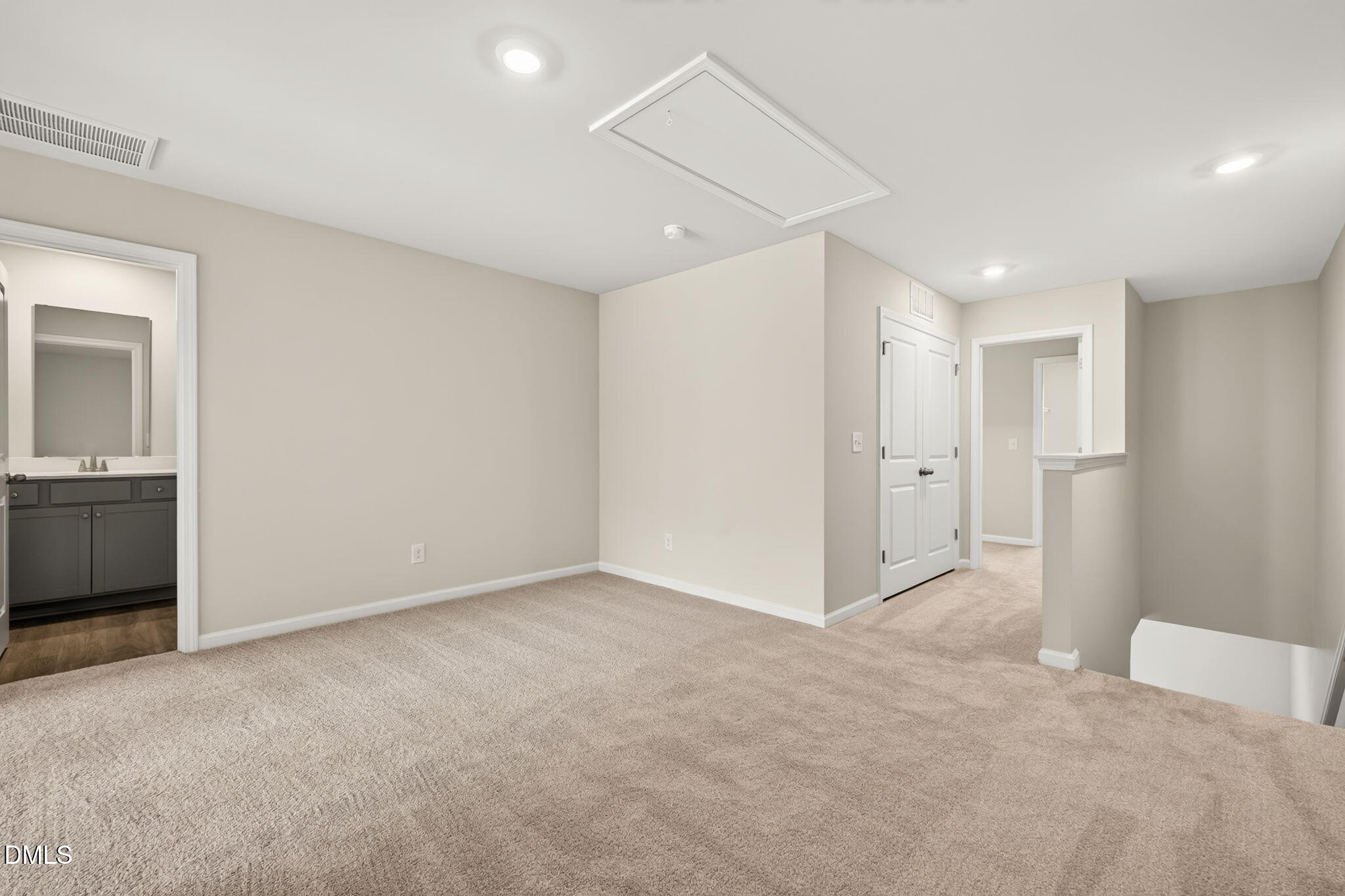 412 Barrington Key Drive Property Photo 15