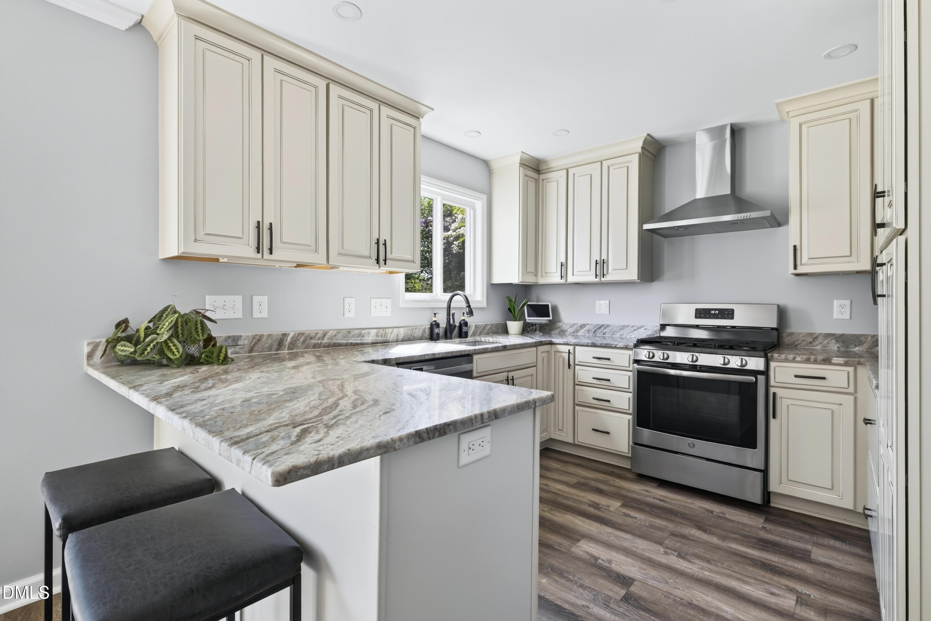 104 Uphill Court Property Photo 9