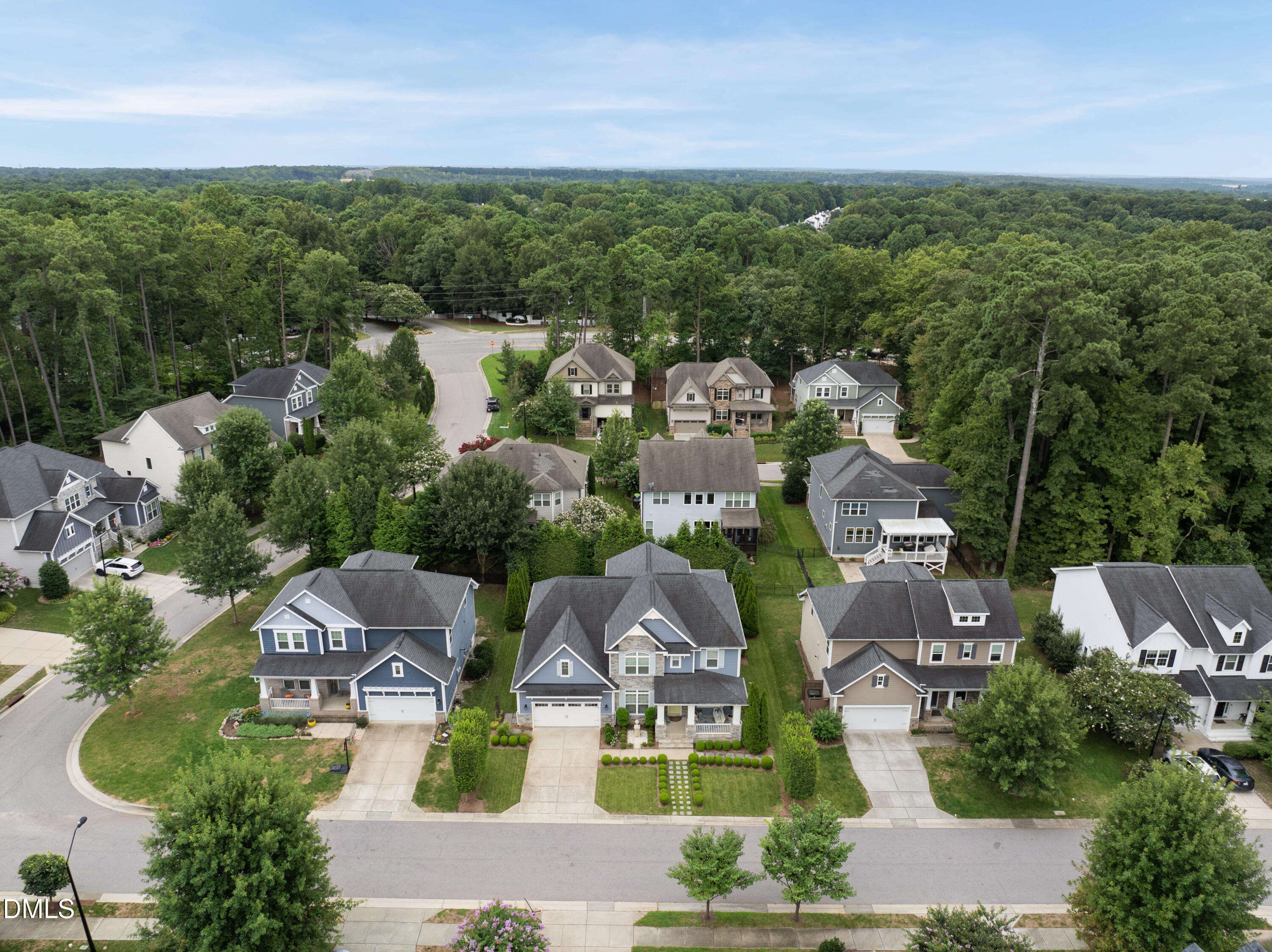 11821 Friendship Oak Trail Property Photo 3