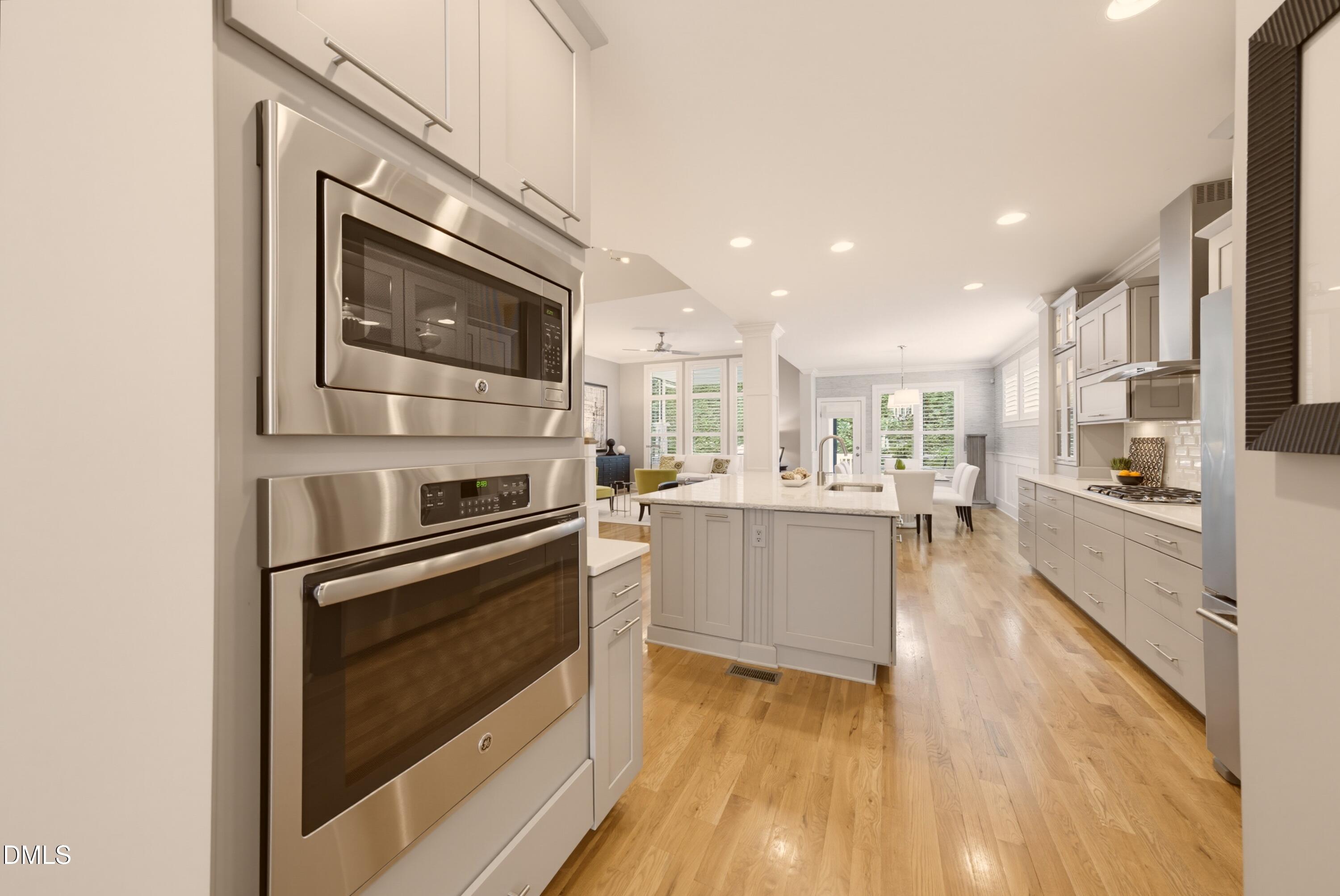 11821 Friendship Oak Trail Property Photo 18