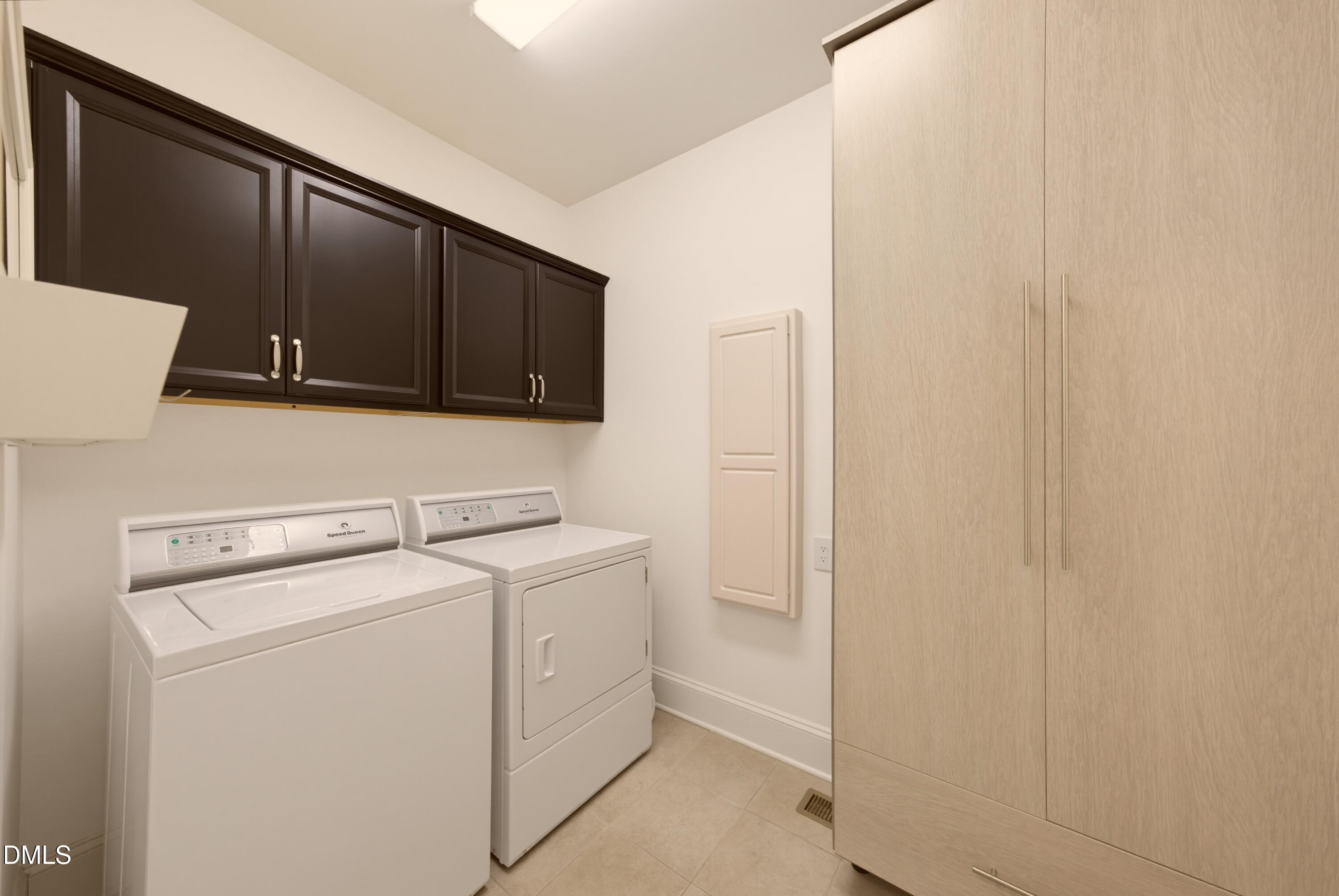 11821 Friendship Oak Trail Property Photo 27