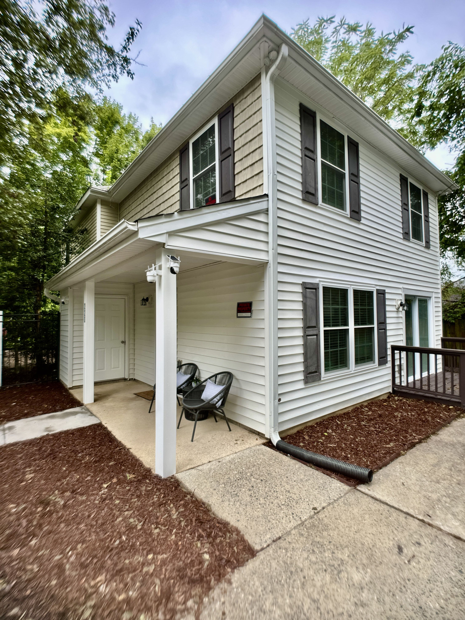 220 Bladen Street Property Photo 2