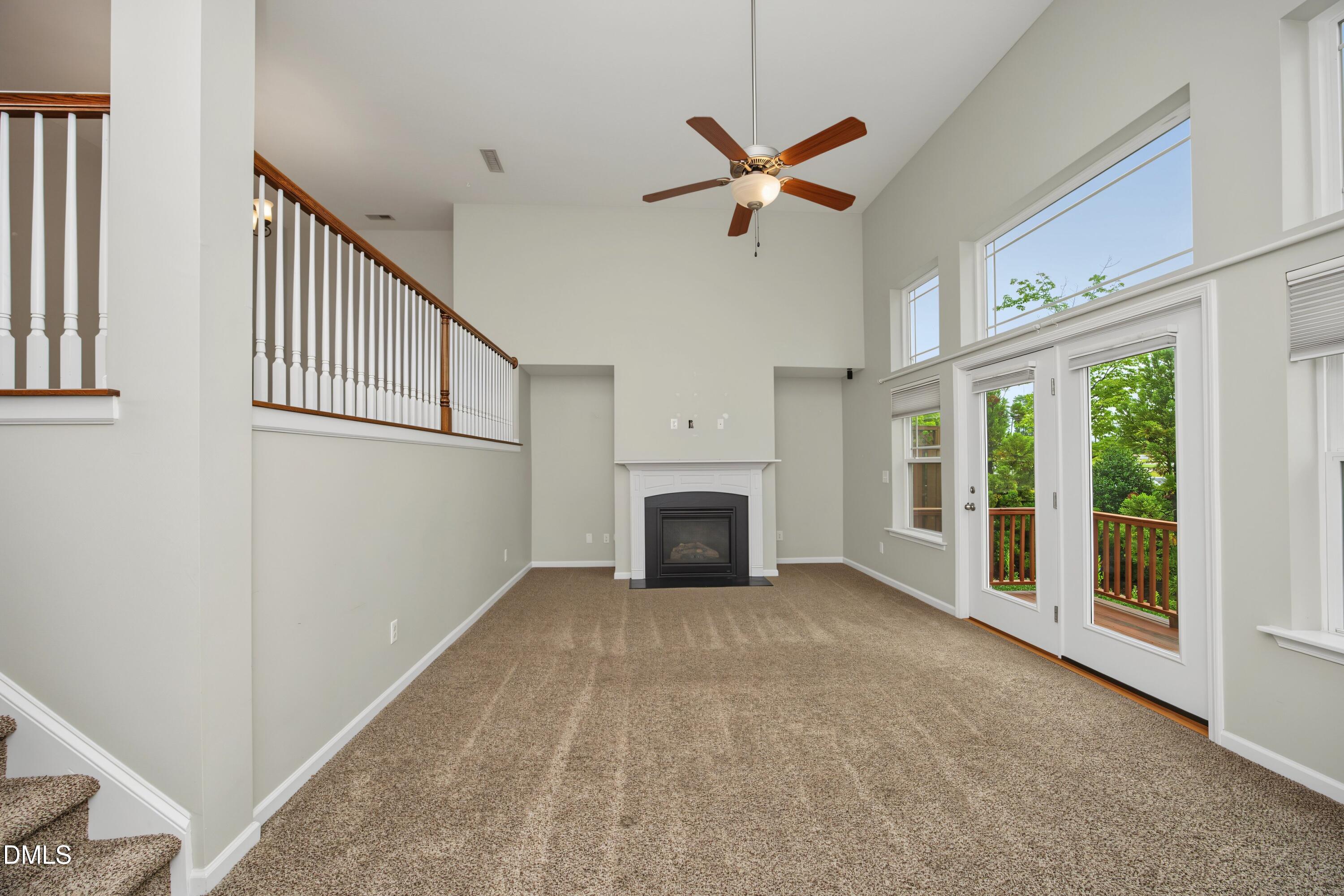 2072 Jersey City Place Property Photo 3