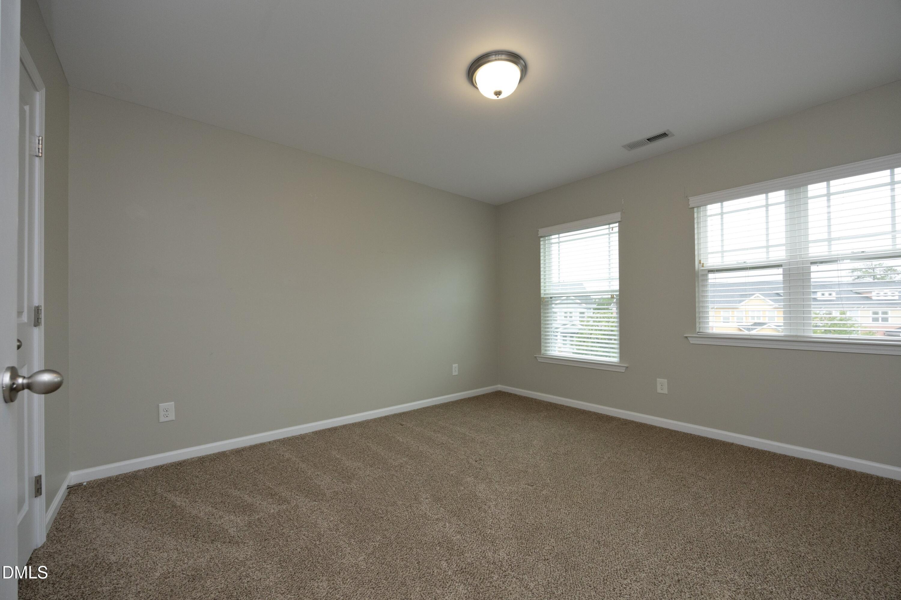 2072 Jersey City Place Property Photo 24