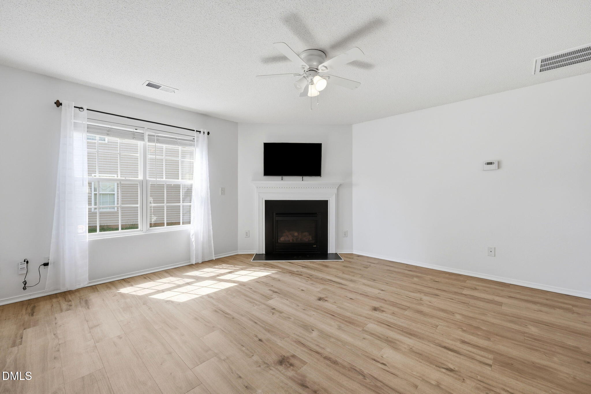 4706 Rockport Drive Property Photo 5