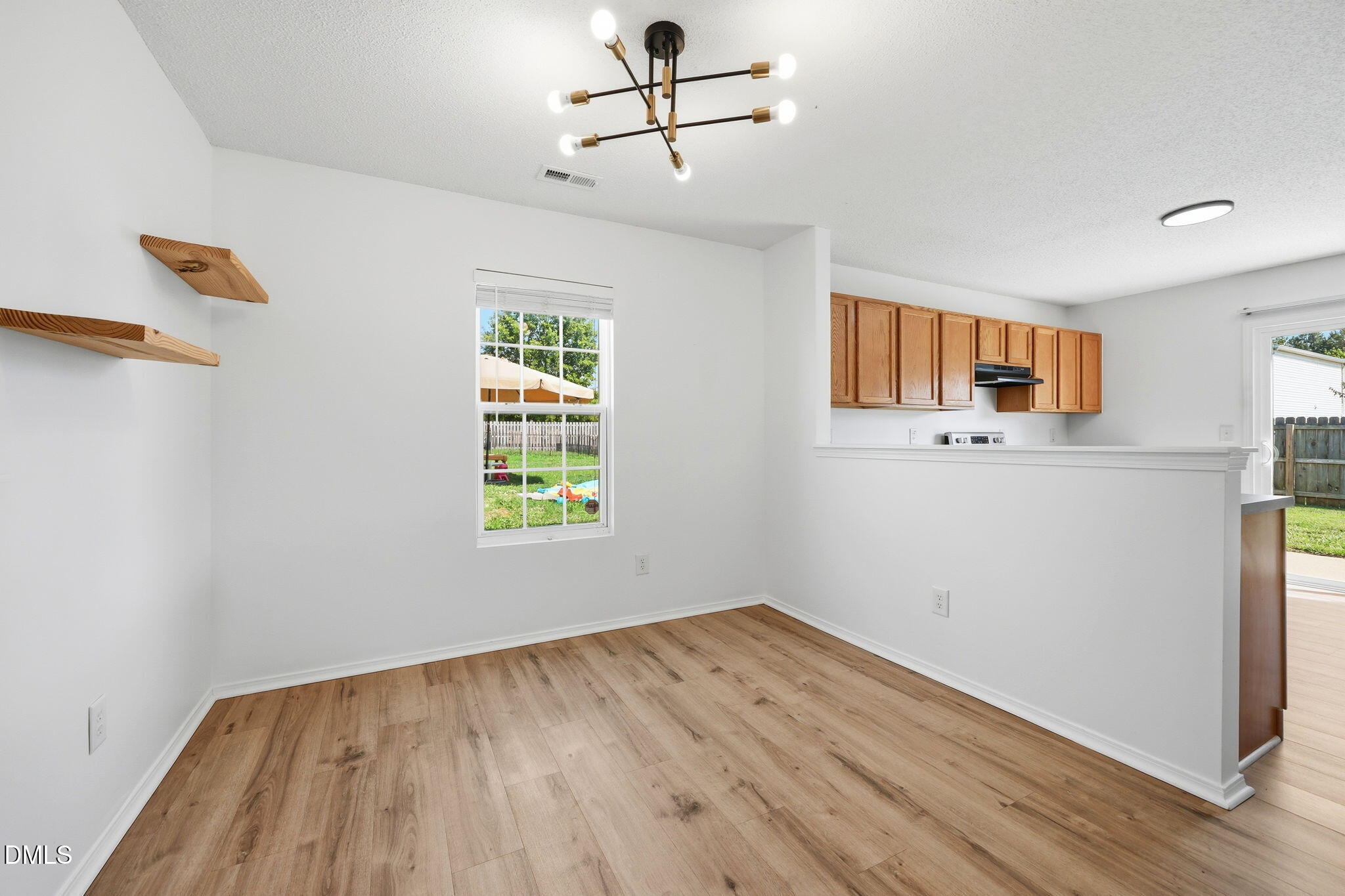 4706 Rockport Drive Property Photo 9