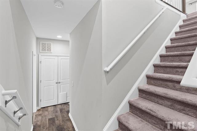 2223 Chattering Lory Lane Property Photo 6