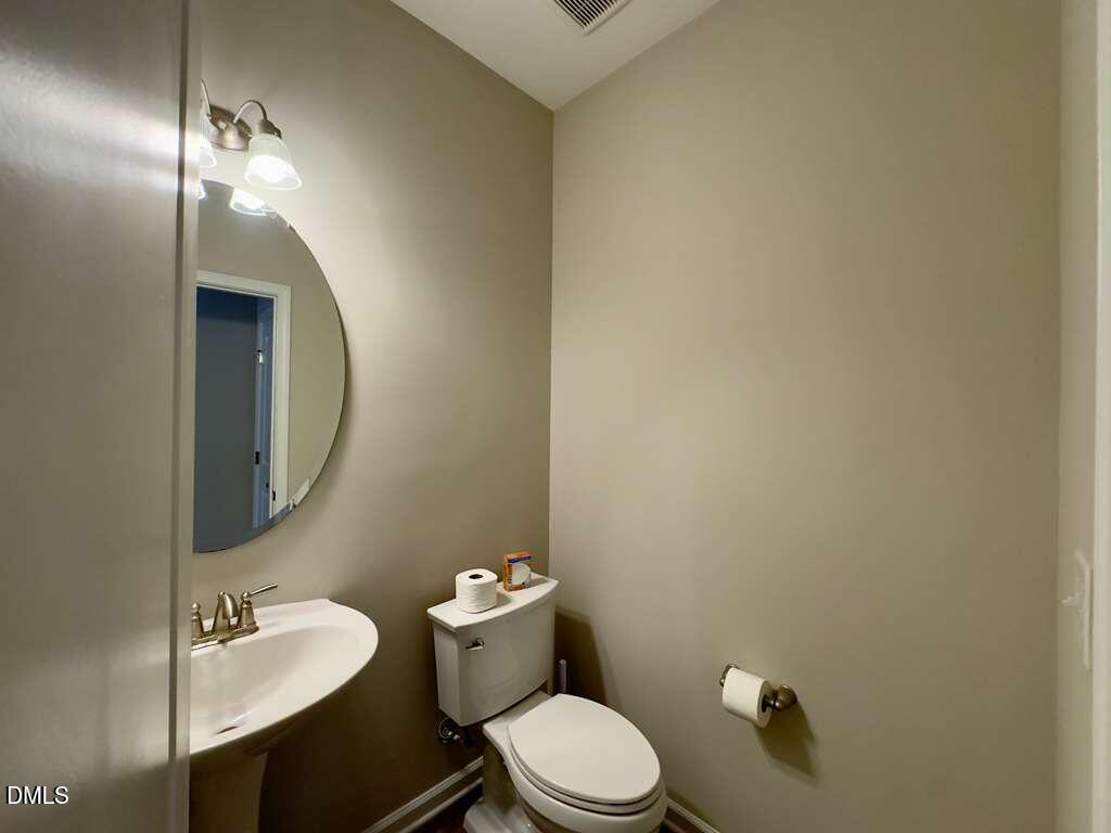 2223 Chattering Lory Lane Property Photo 31