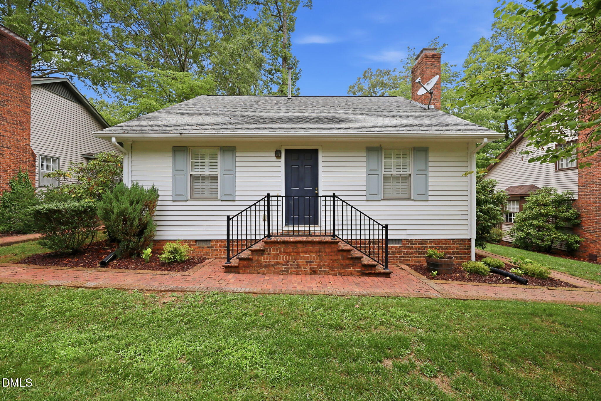 7 Willow Oak Street Property Photo 1