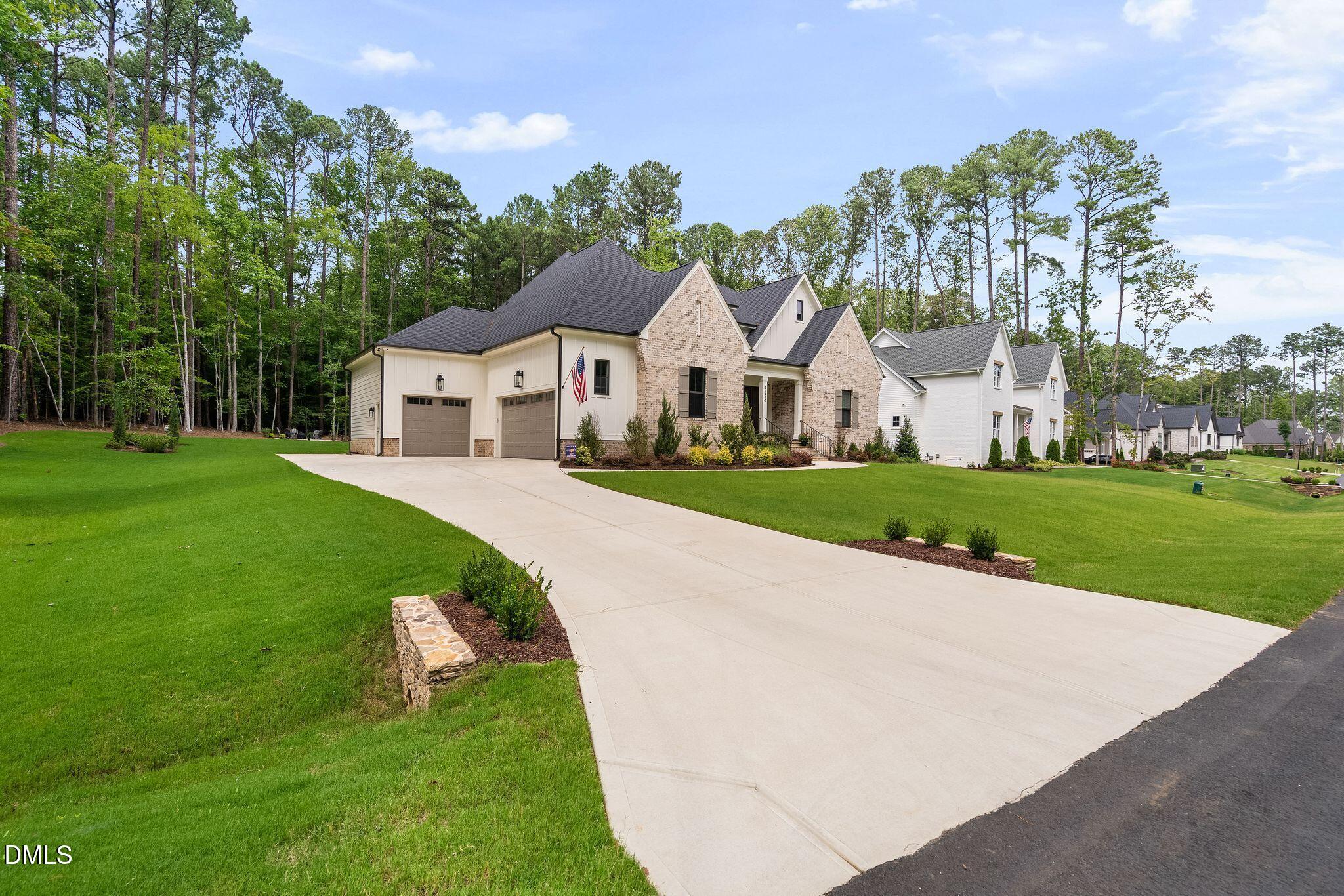 1528 Lake Adventure Court Property Photo 4