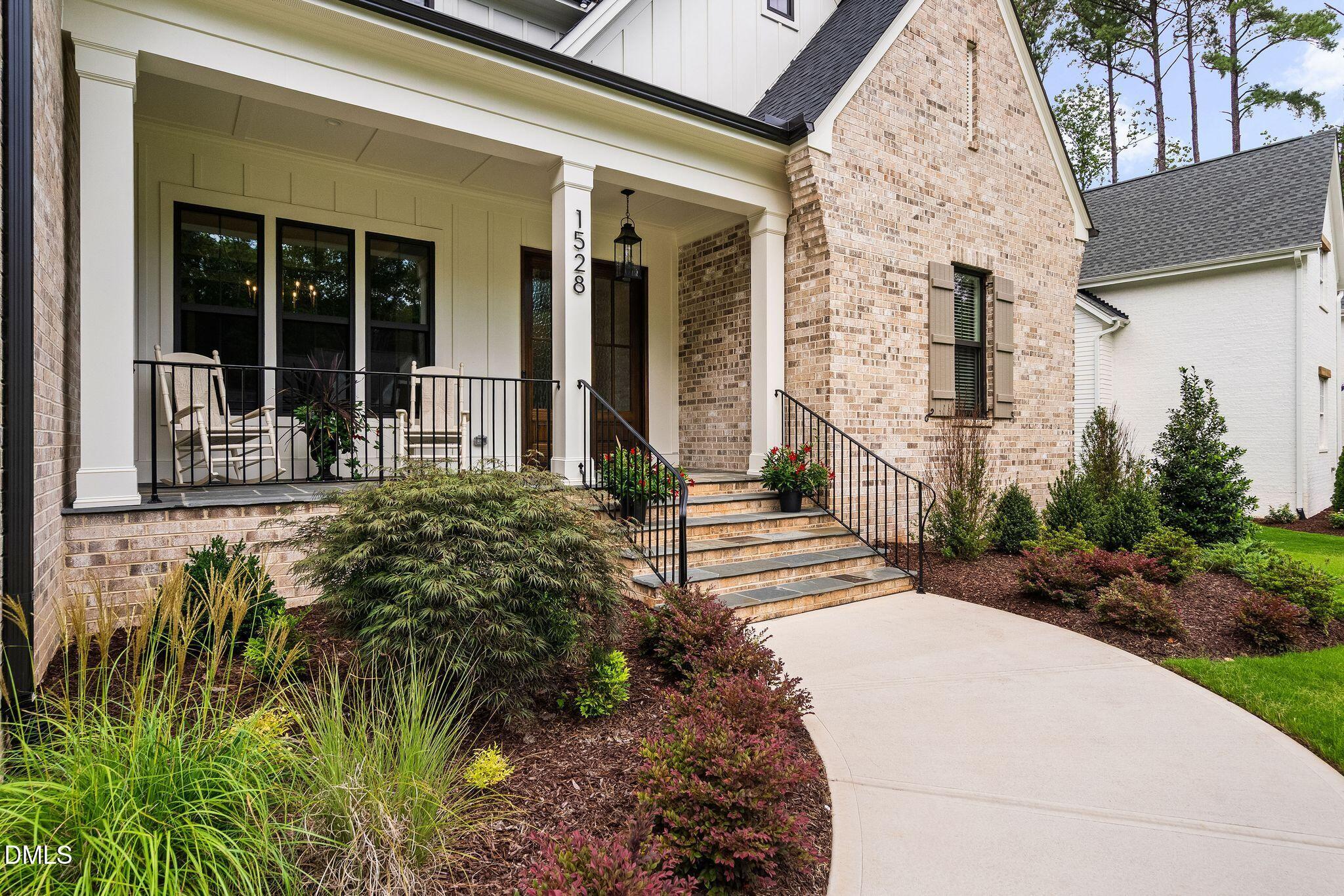 1528 Lake Adventure Court Property Photo 6