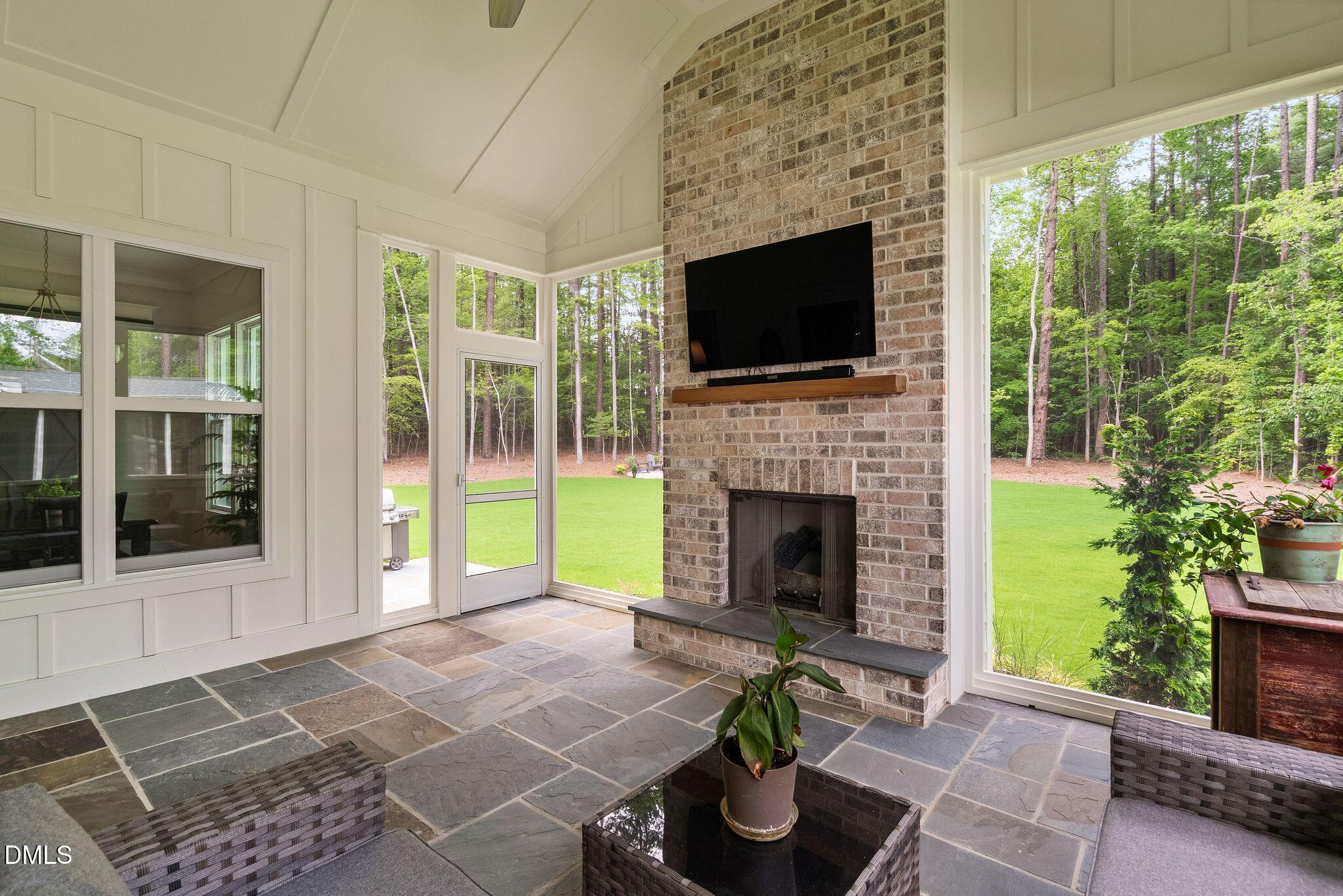 1528 Lake Adventure Court Property Photo 61