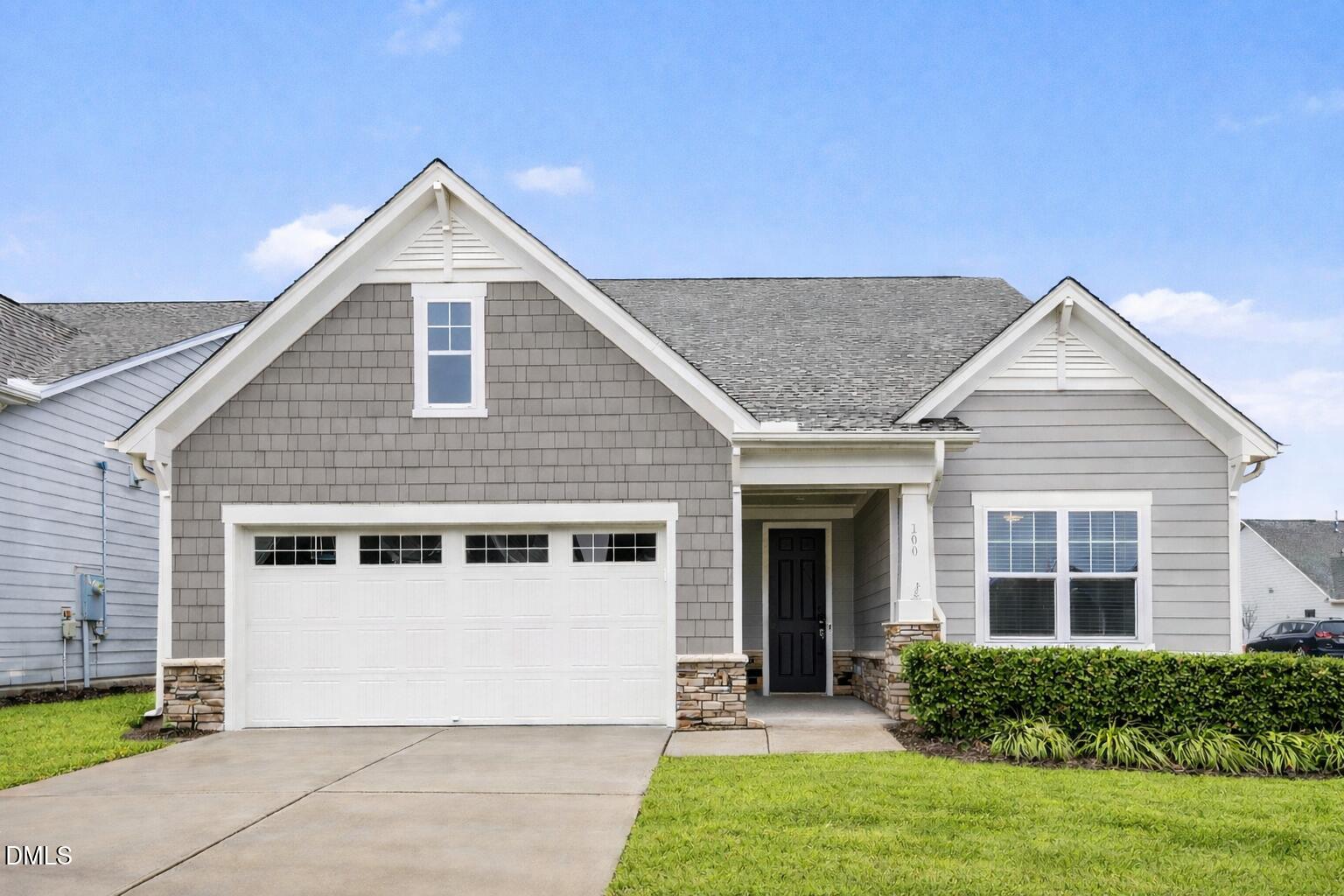 100 Ivory Lane Property Photo 1