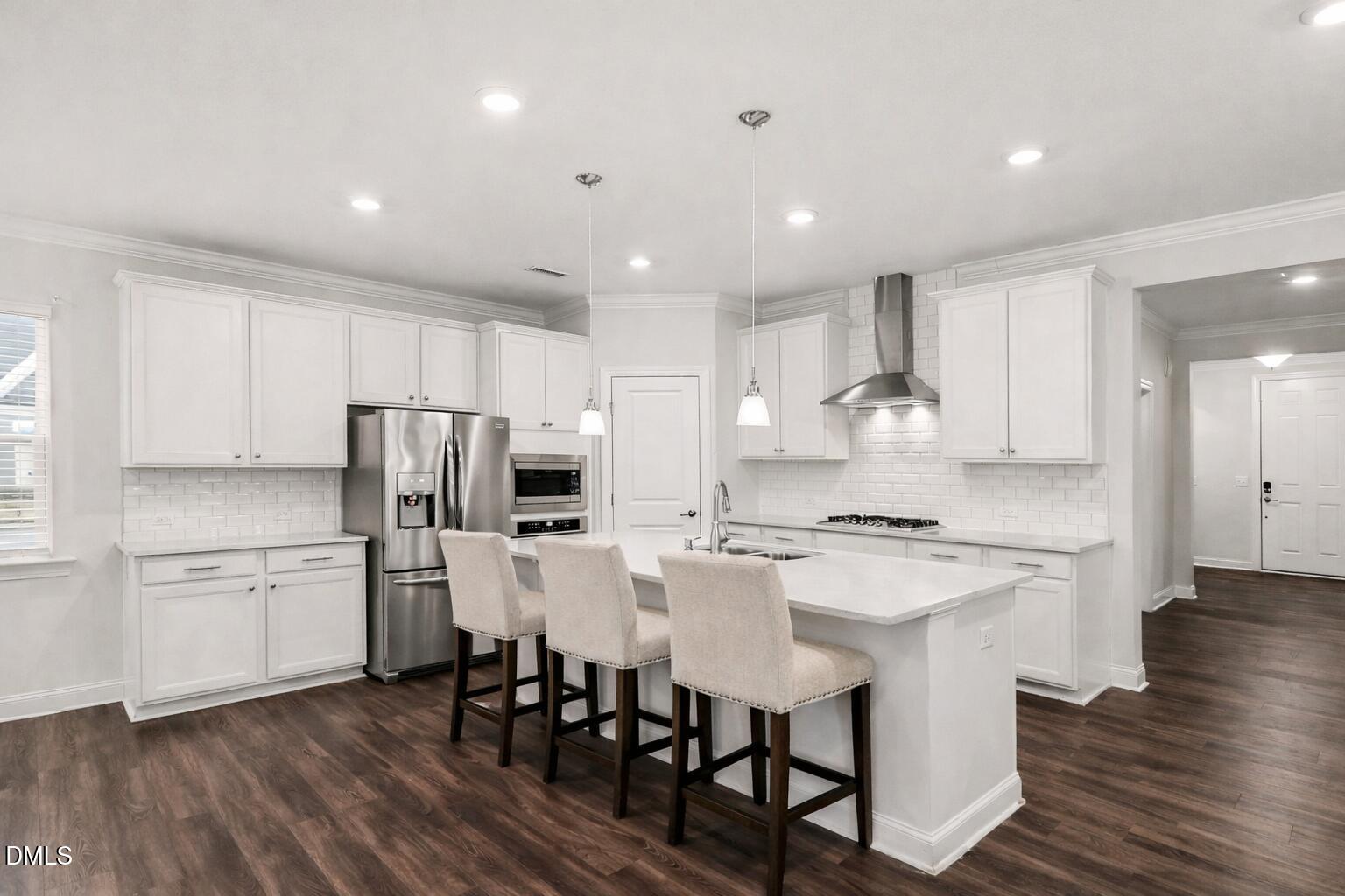 100 Ivory Lane Property Photo 8