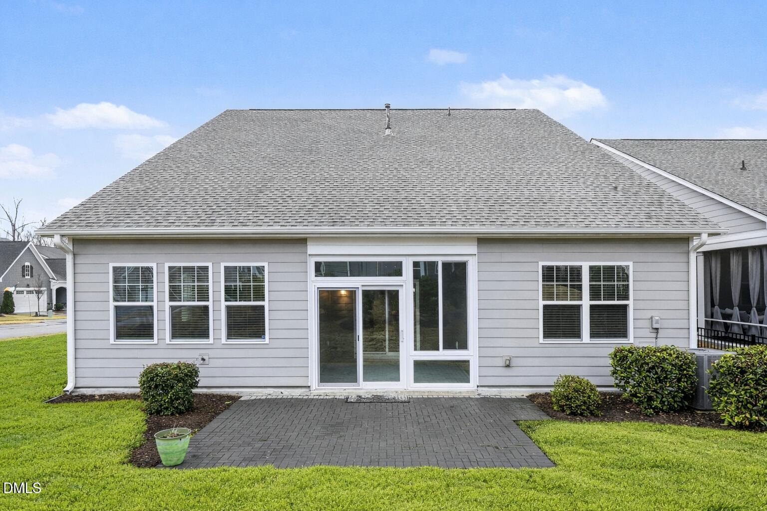 100 Ivory Lane Property Photo 18