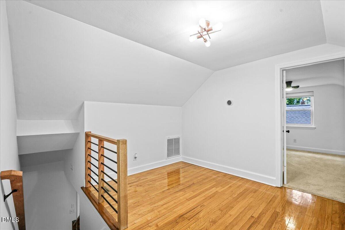 506 W Noble Street Property Photo 39