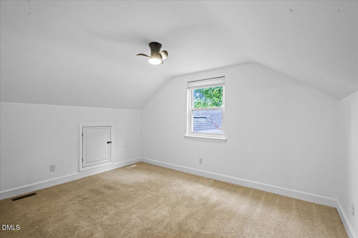 506 W Noble Street Property Photo 44
