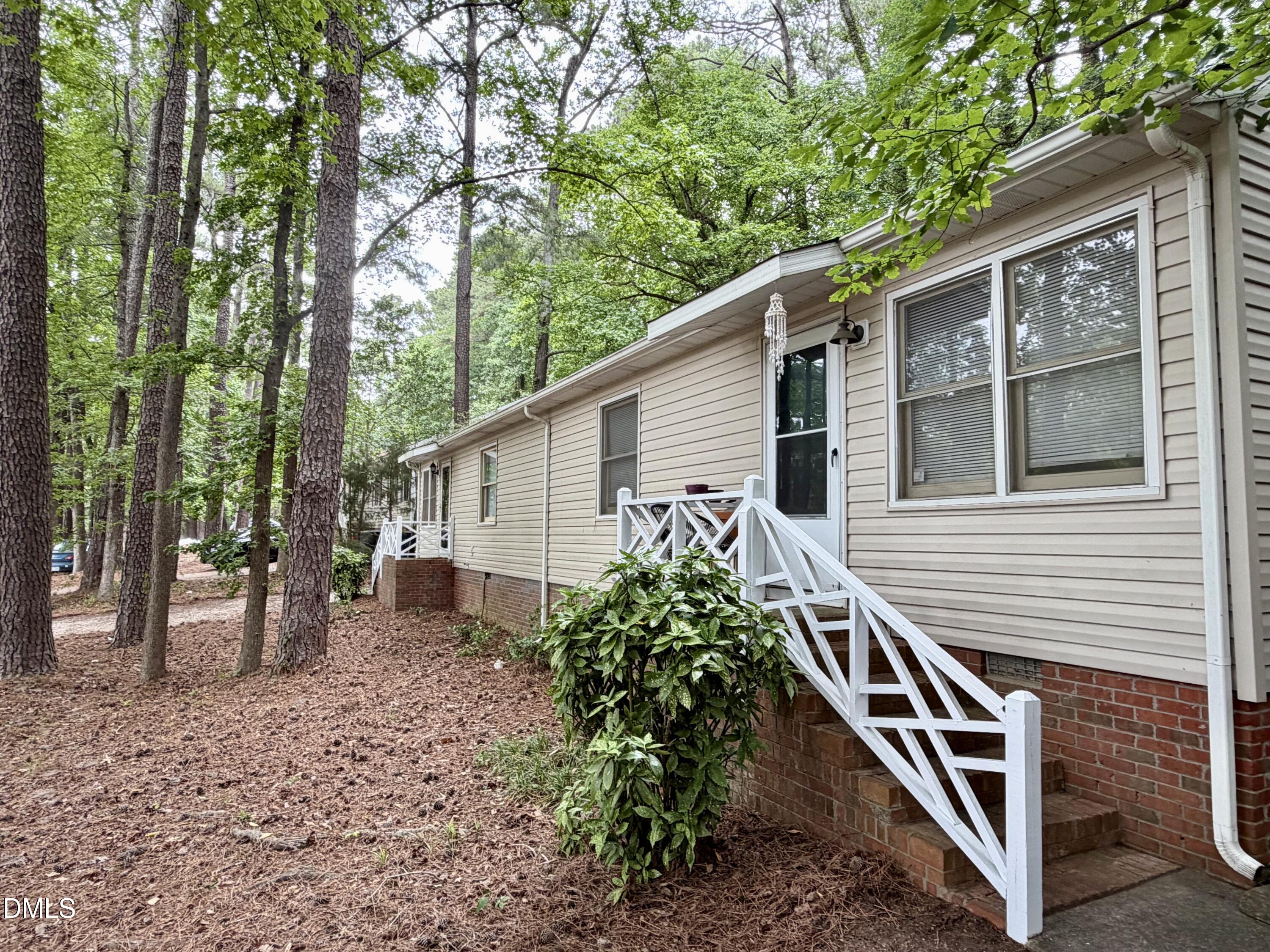 841 Barringer Drive Property Photo 3