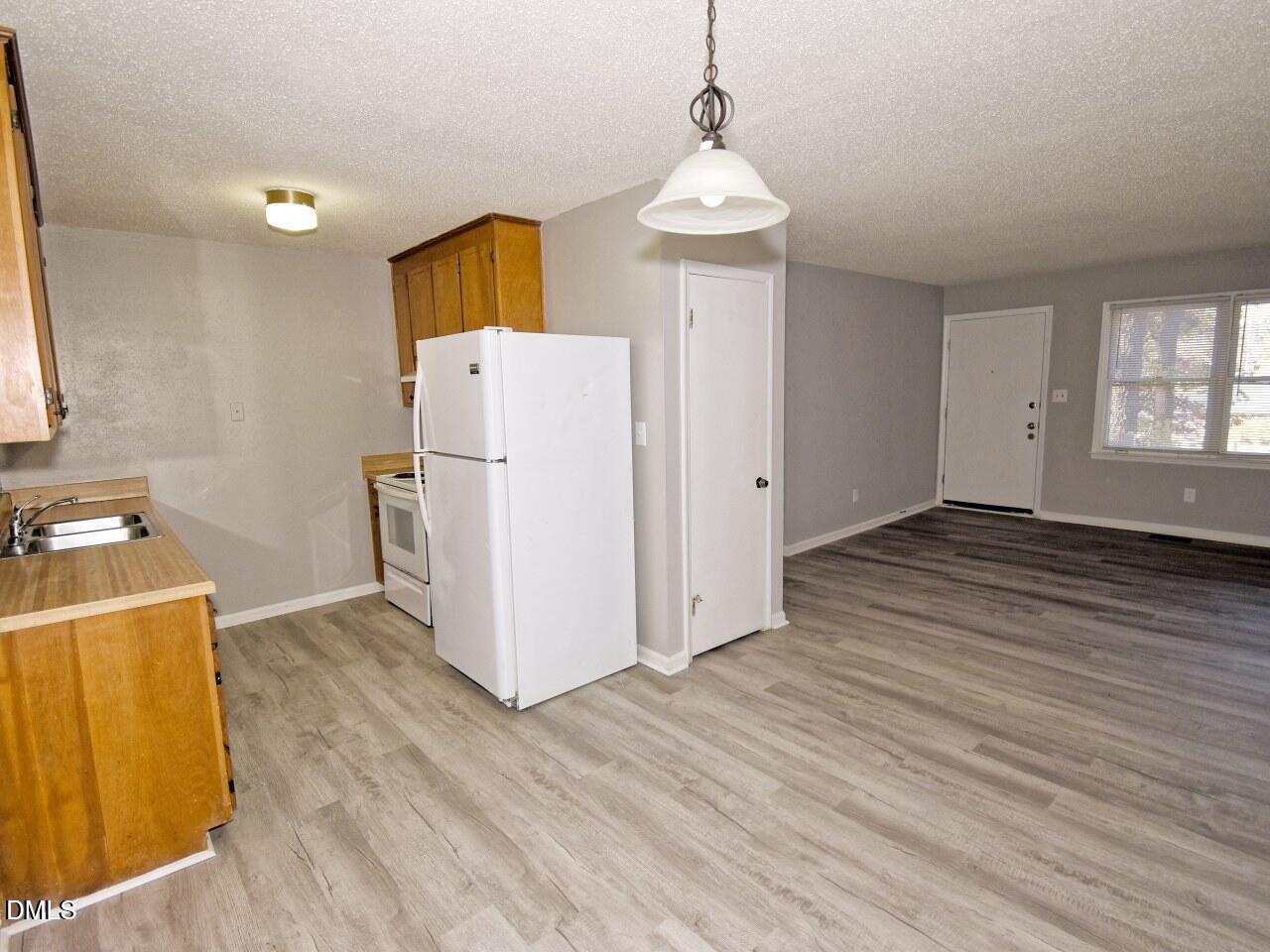 841 Barringer Drive Property Photo 9