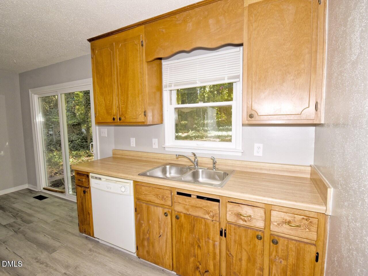 841 Barringer Drive Property Photo 11