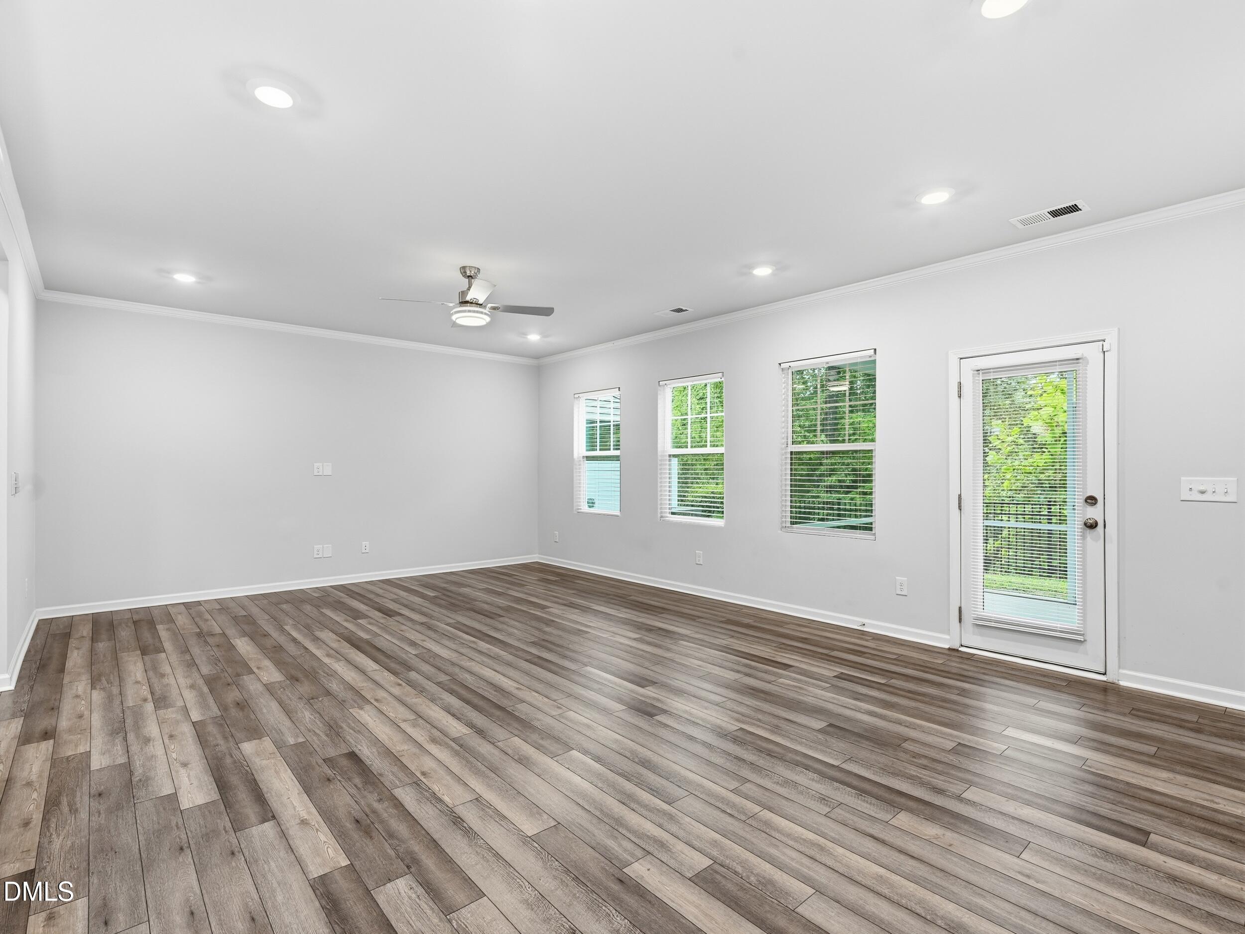 6506 Mezzo Lane Property Photo 10