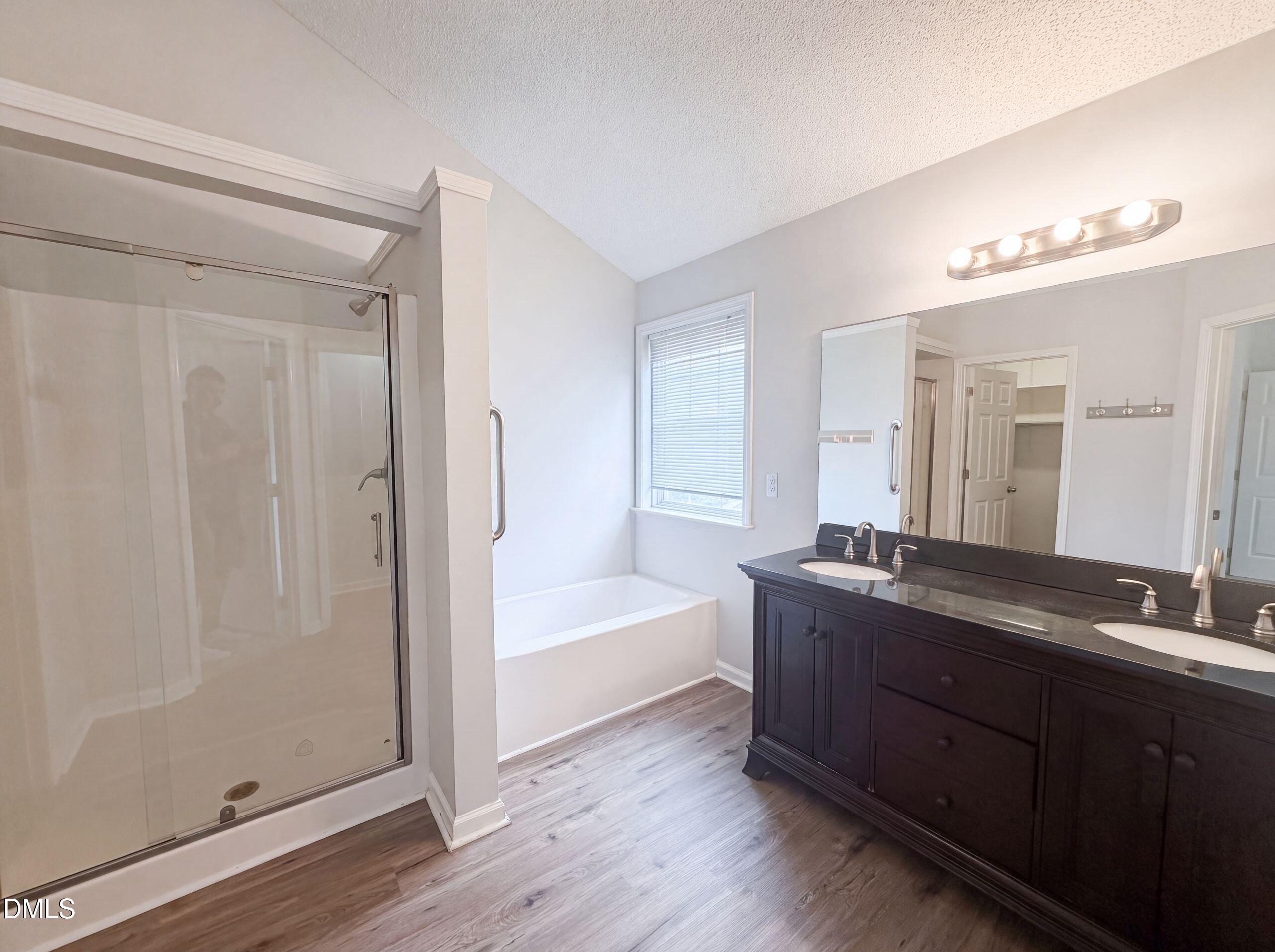 4549 Drewbridge Way Property Photo 12