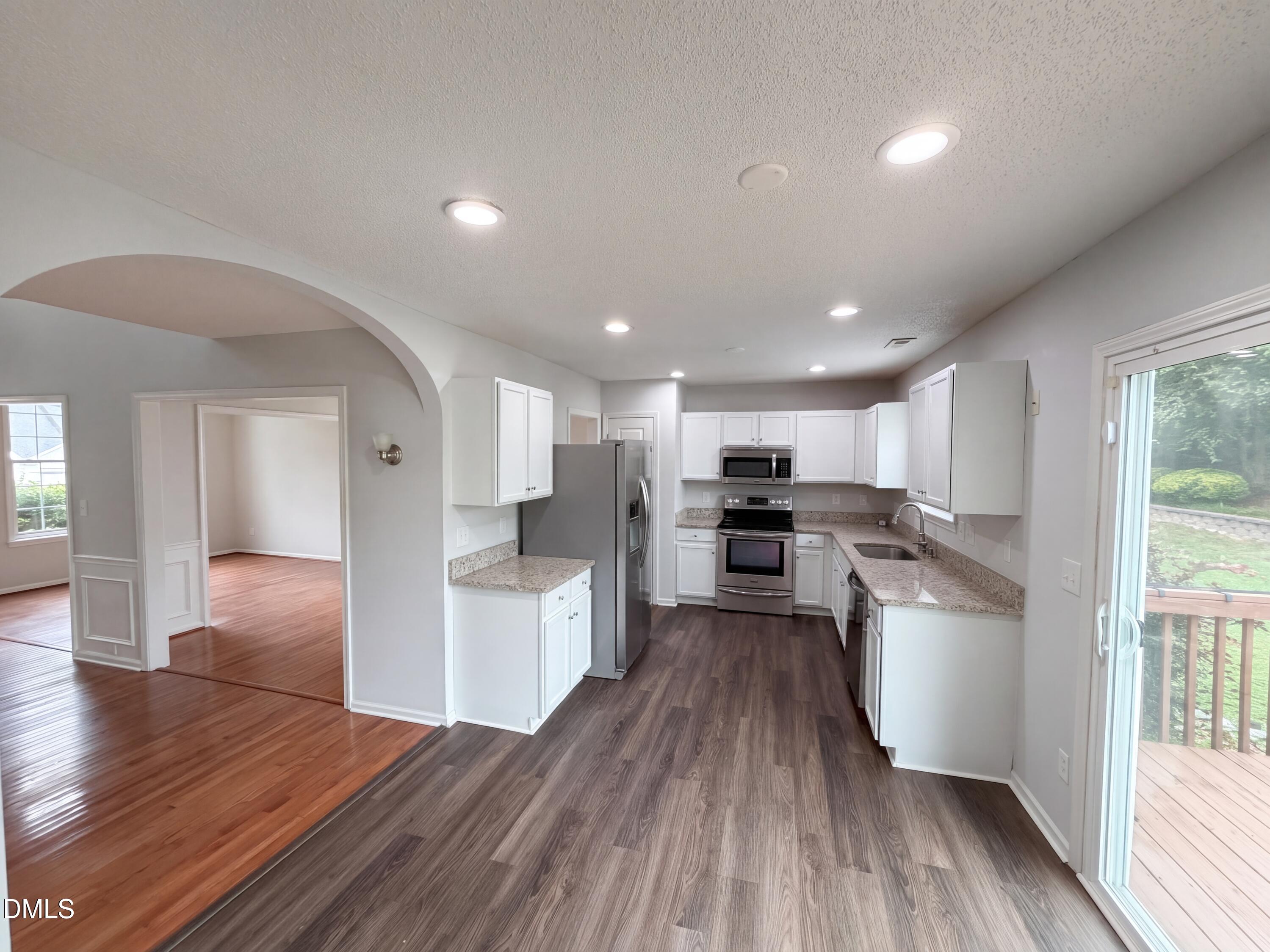 4549 Drewbridge Way Property Photo 16