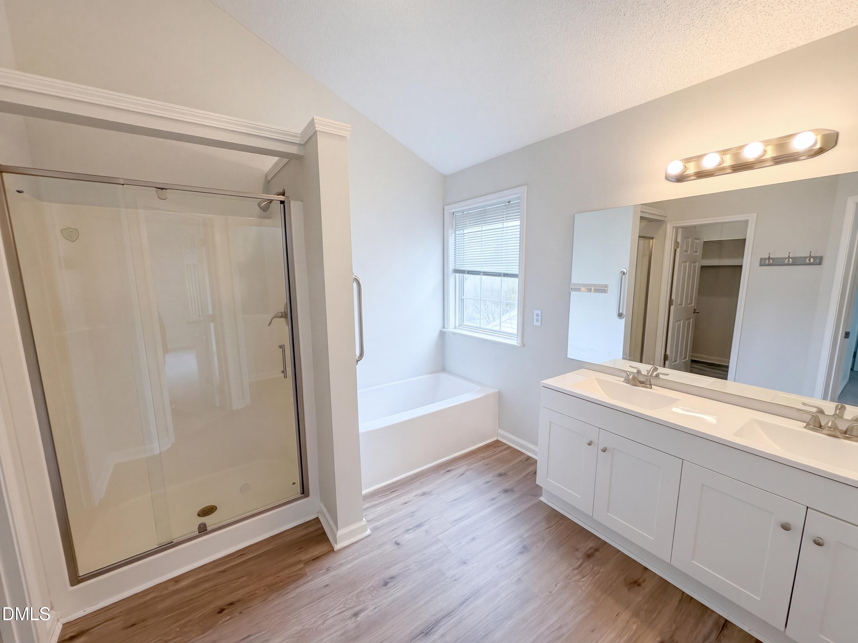 4549 Drewbridge Way Property Photo 17
