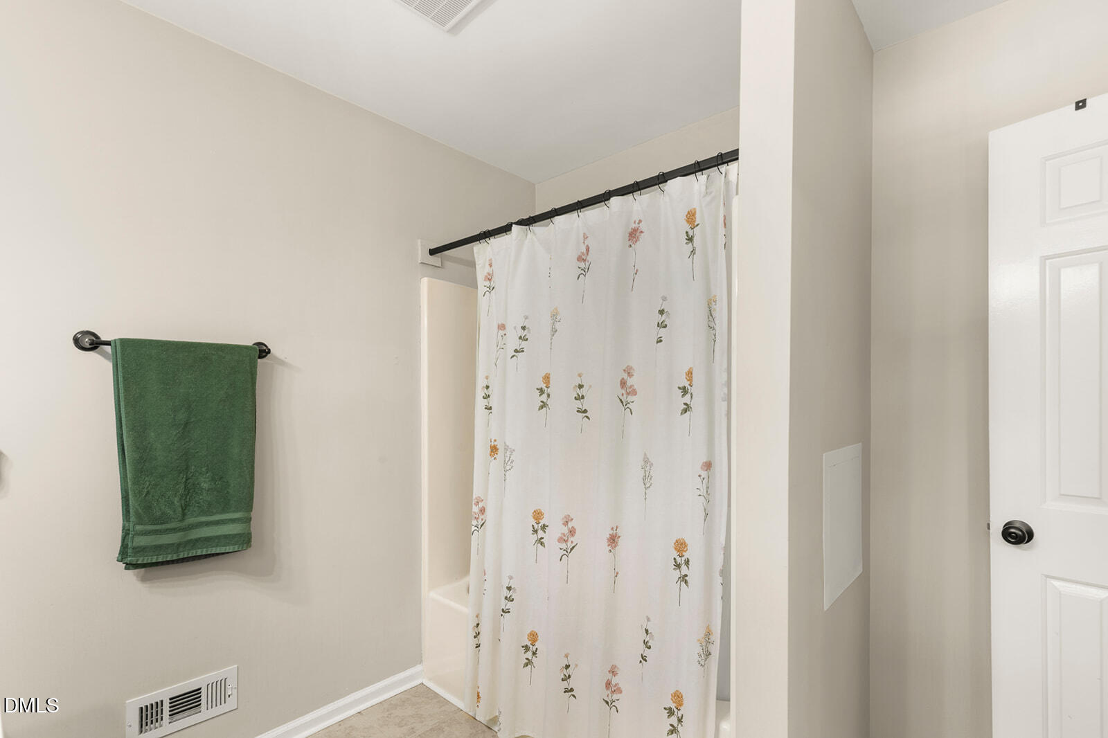 3513 Wickersham Way Property Photo 18