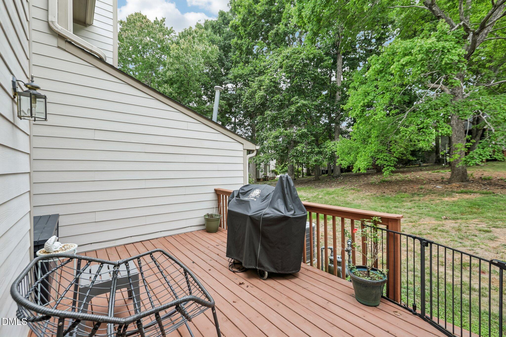 208 Windbyrne Drive Property Photo 19