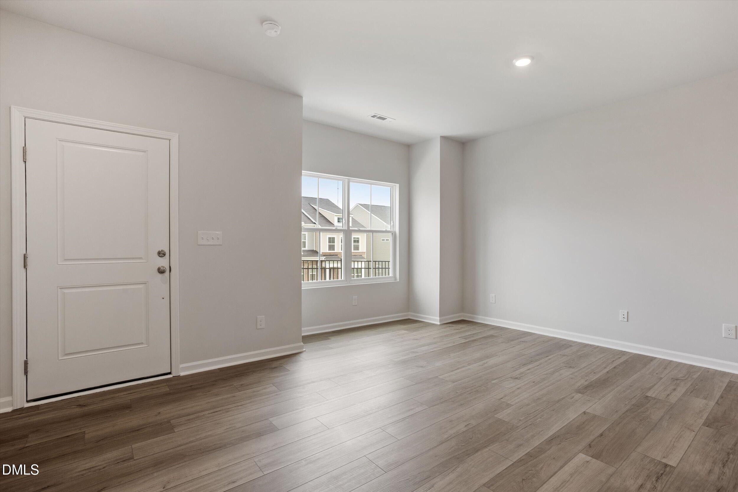 111 Flowering Maple Way 283 Property Photo 5