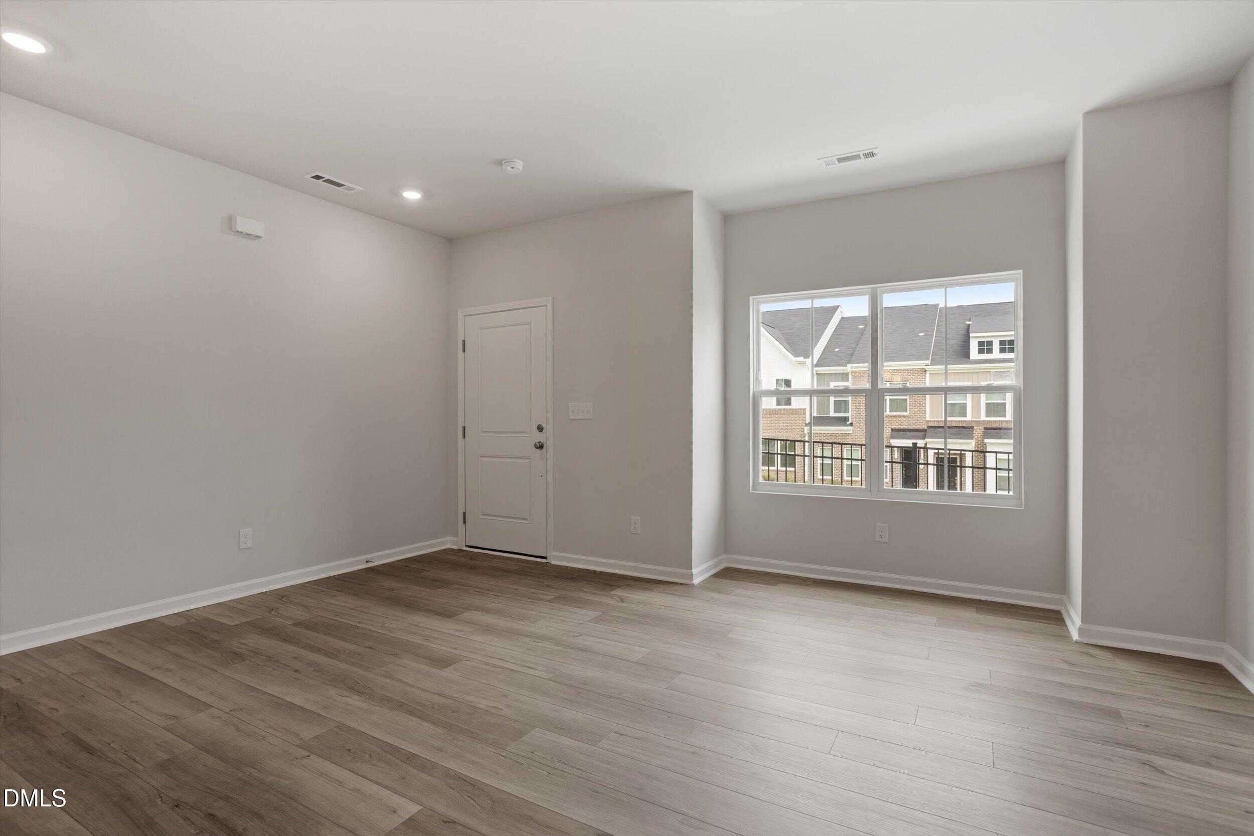111 Flowering Maple Way 283 Property Photo 6