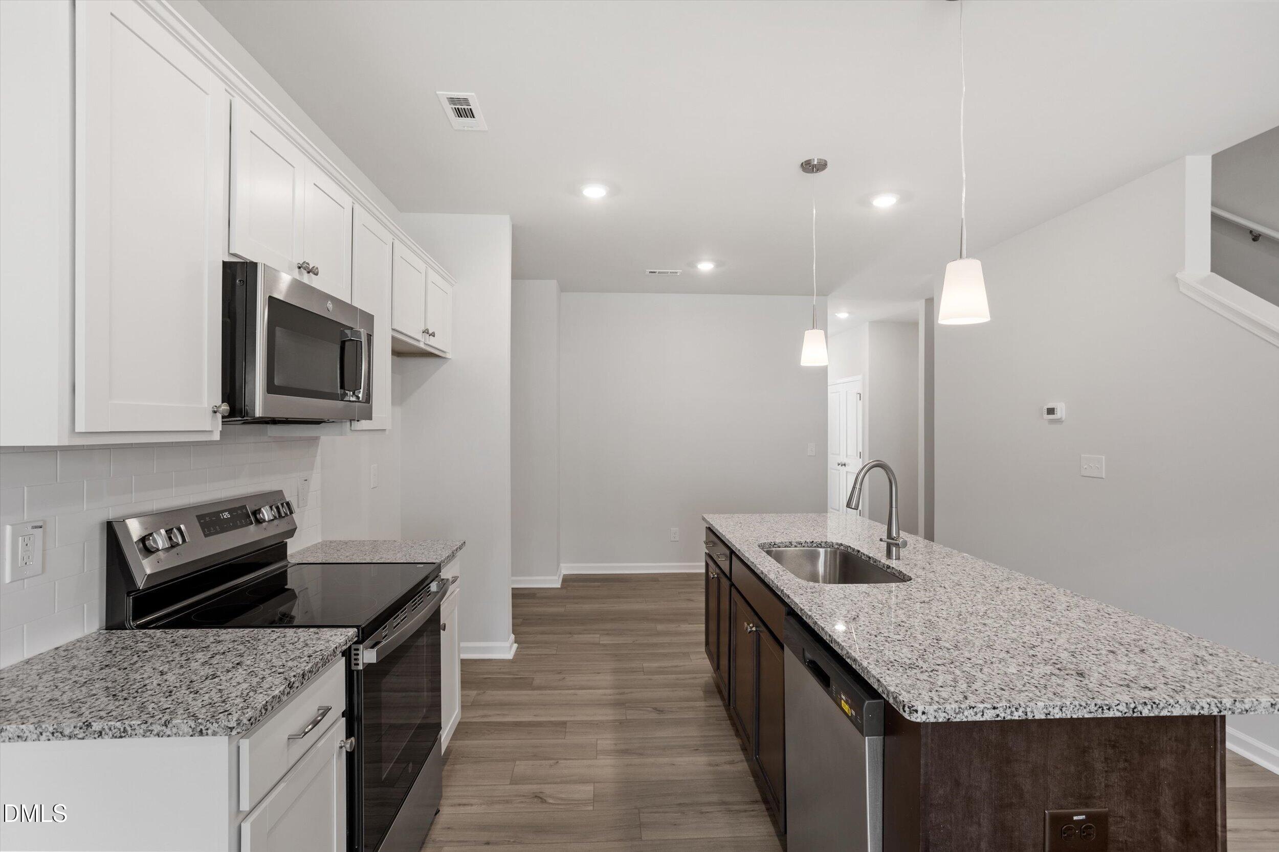 111 Flowering Maple Way 283 Property Photo 8