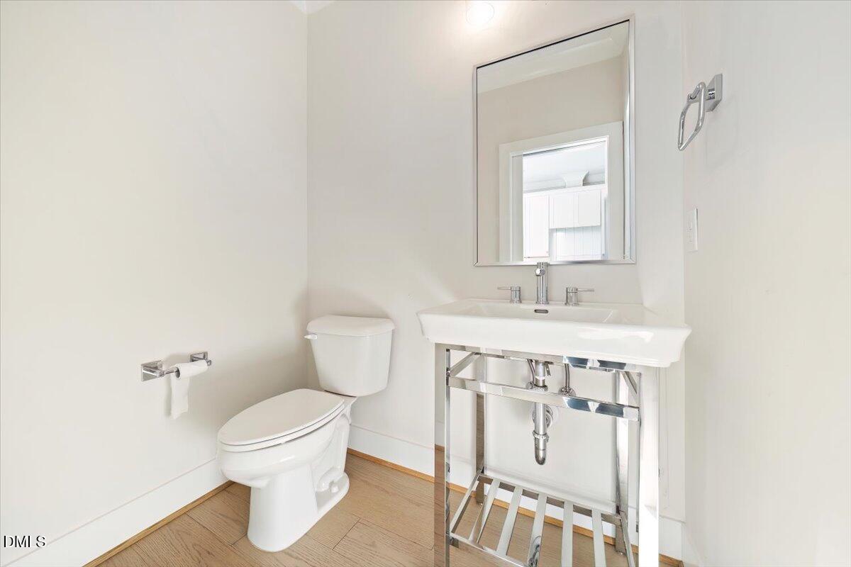 712 E Edenton Street 102 Property Photo 13