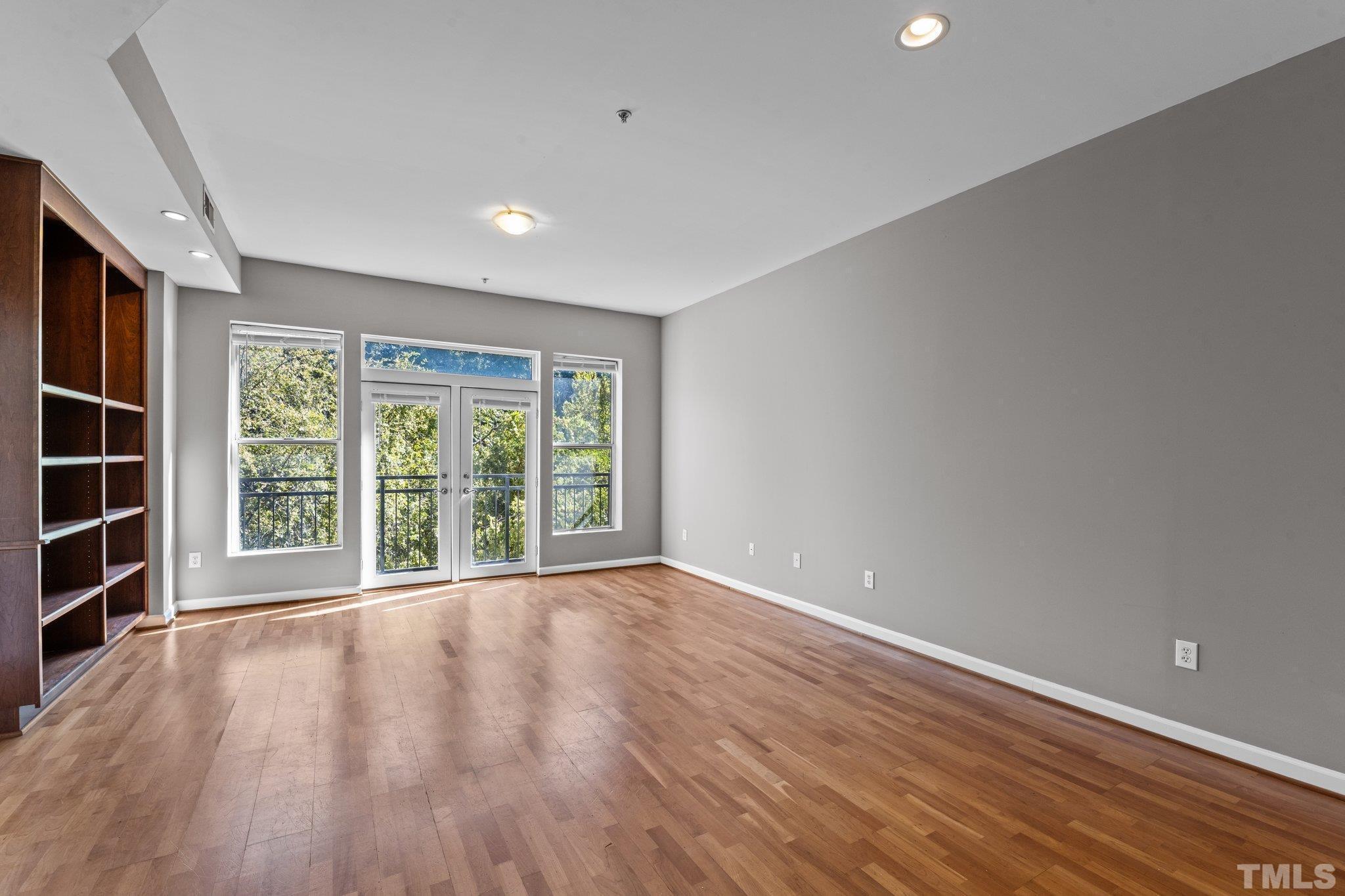 200 S Dawson Street 202 Property Photo 1