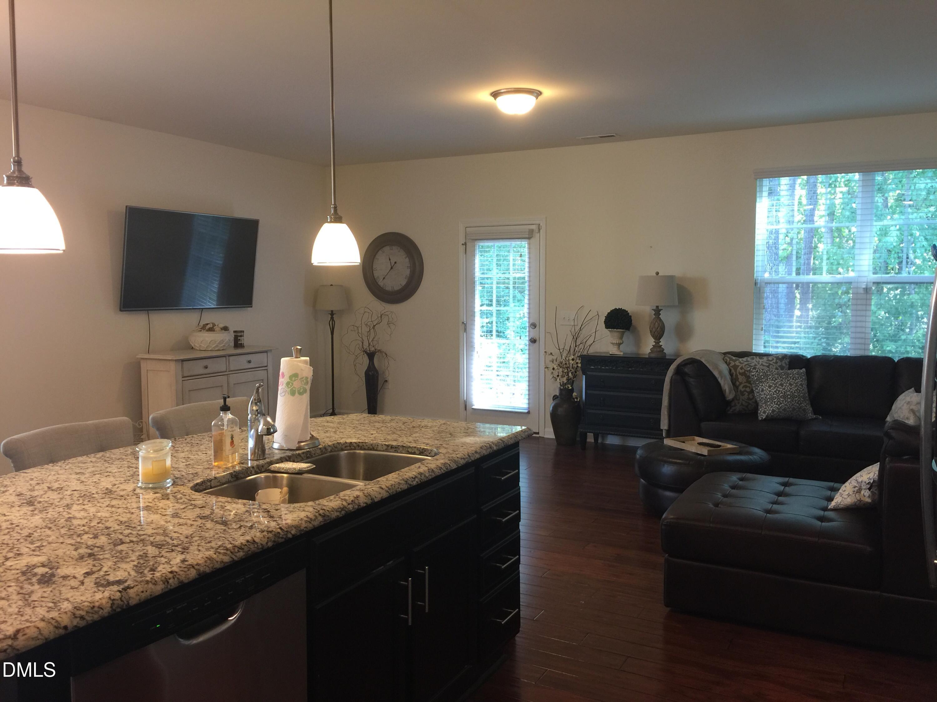 637 Briarcliff Street Property Photo 10