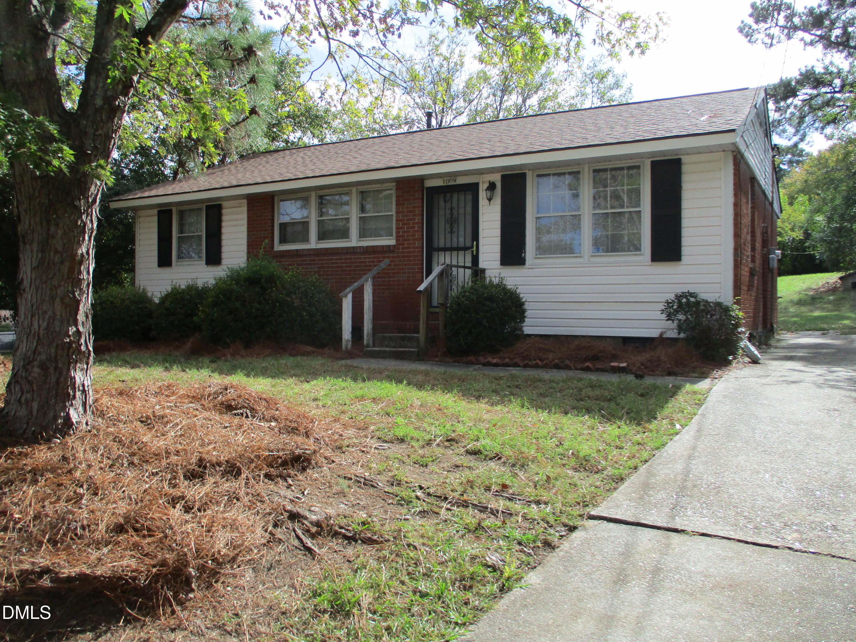1008 Hadley Road Property Photo 1