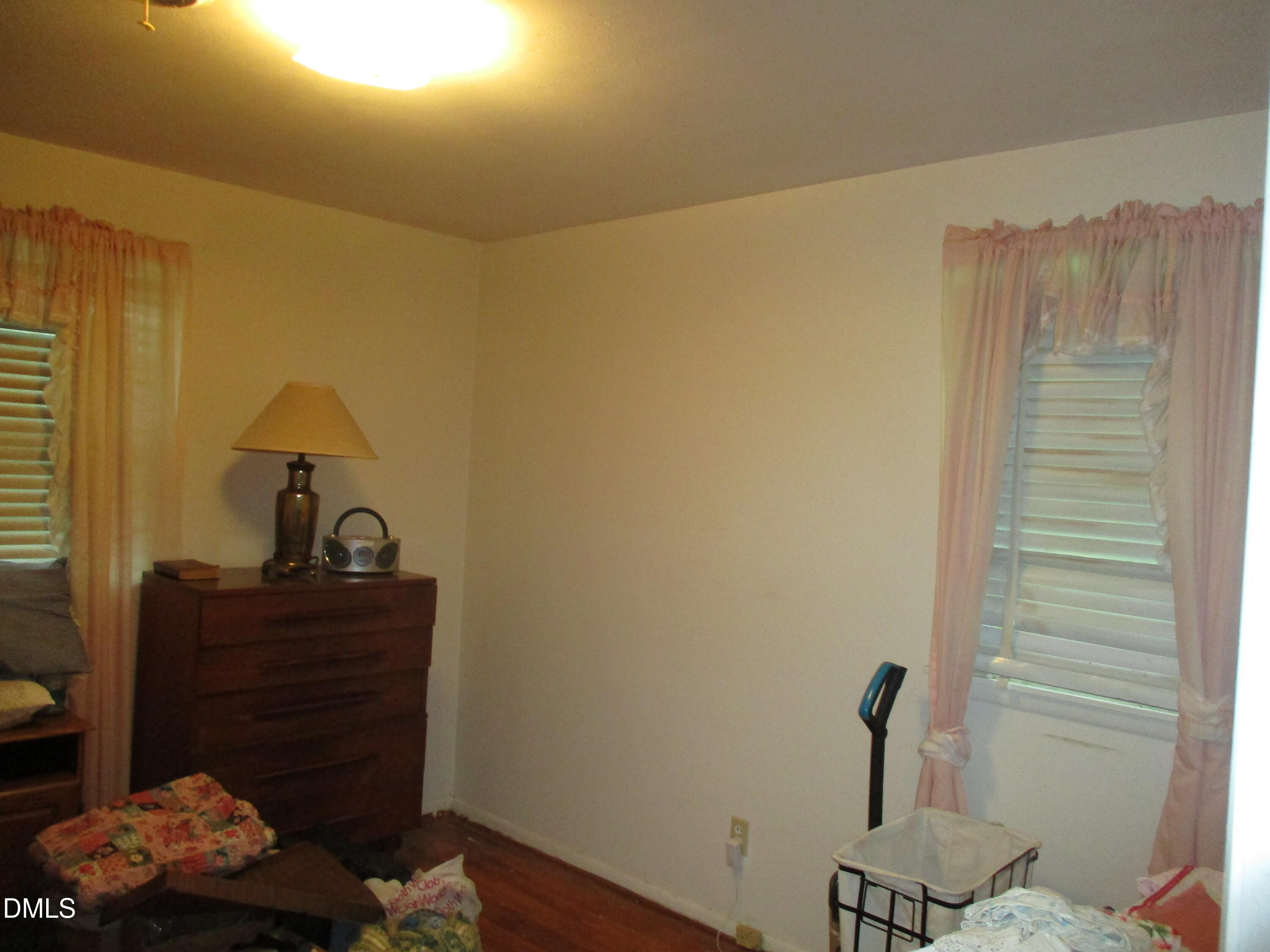 1008 Hadley Road Property Photo 9